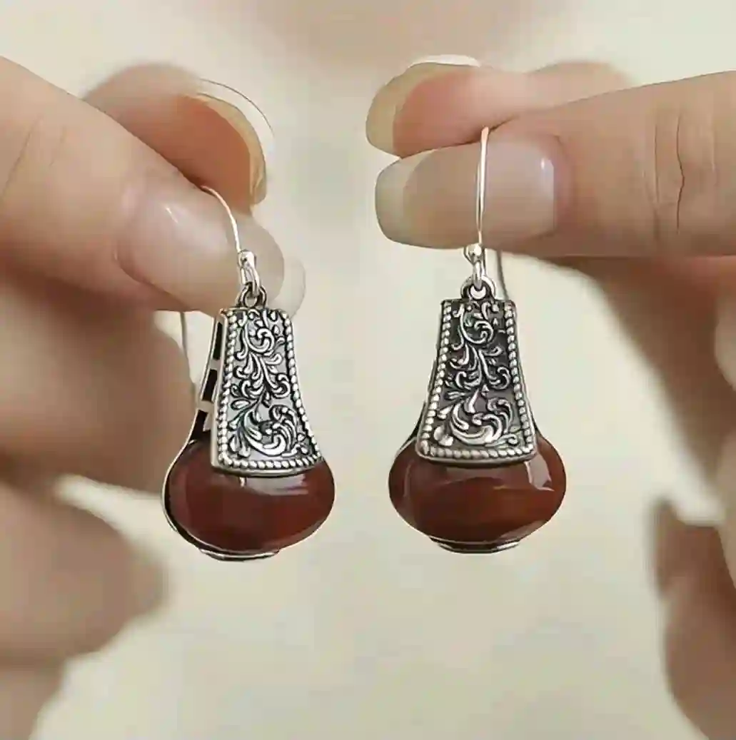 Сережки необычные. 