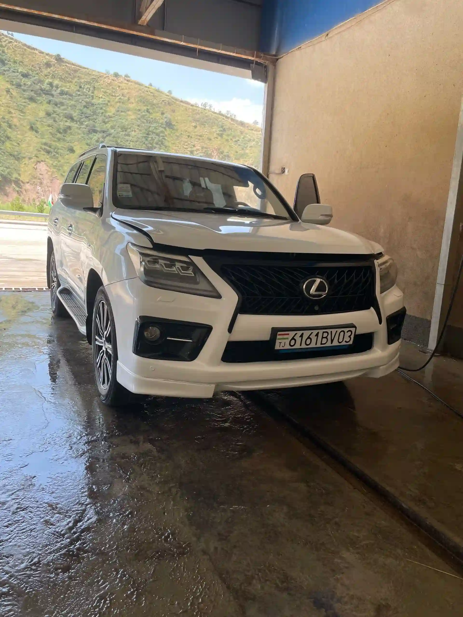 Lexus Lx series 2008