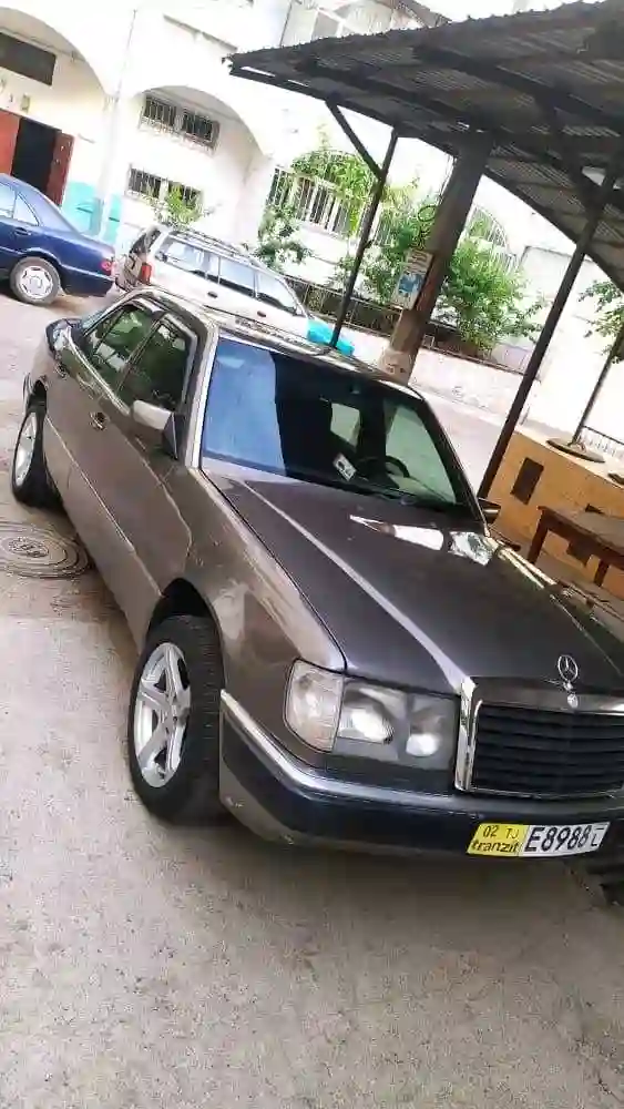 Mercedes-benz E class 1991