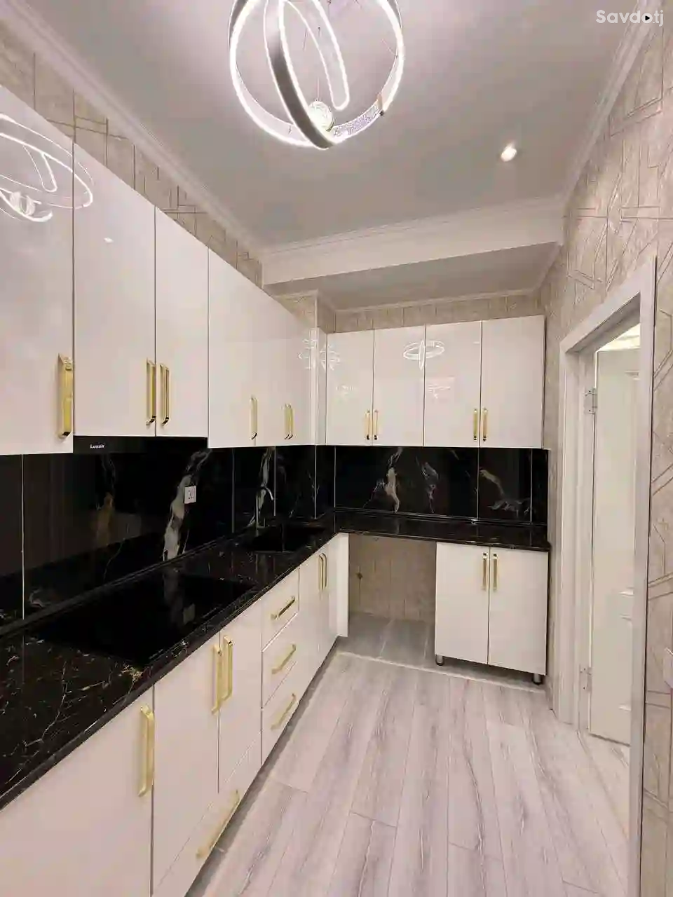 3-к квартира, 8 этаж, 72 м², Фирдавси — миниатюра 7