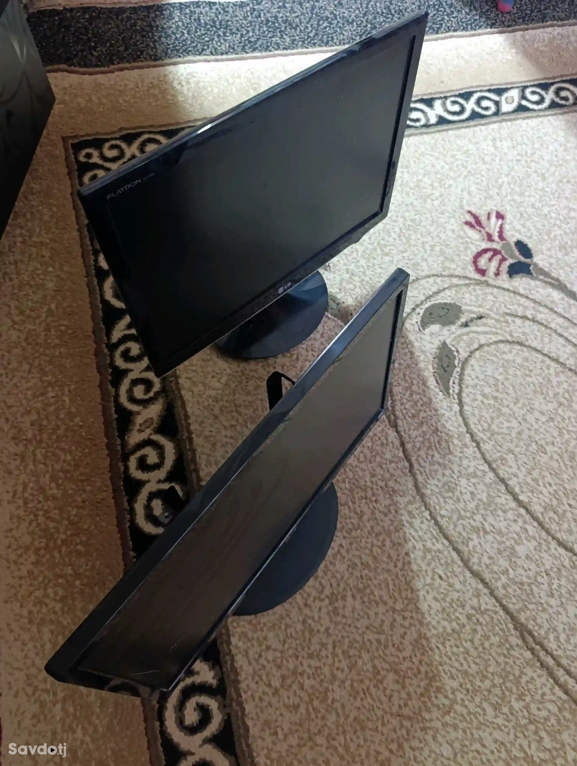 Монитор LG 22 дюйма 