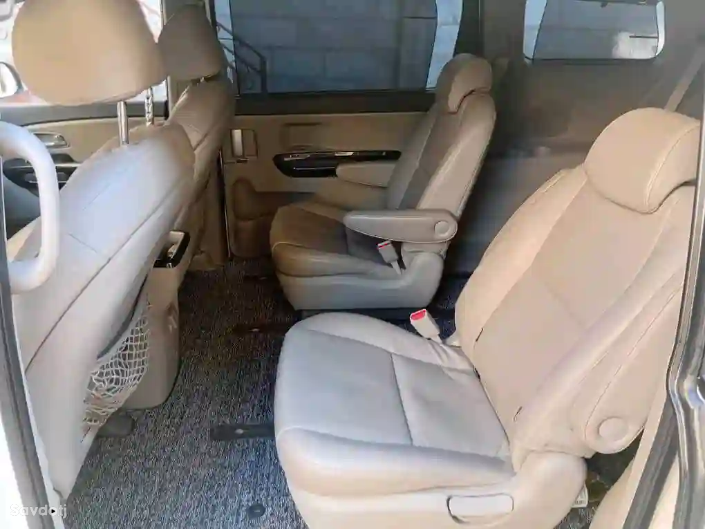 Kia Carnival 2014