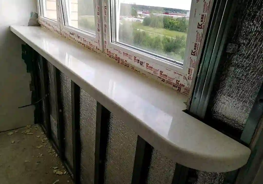 Подоконники из искусственного и кварцевого камня 