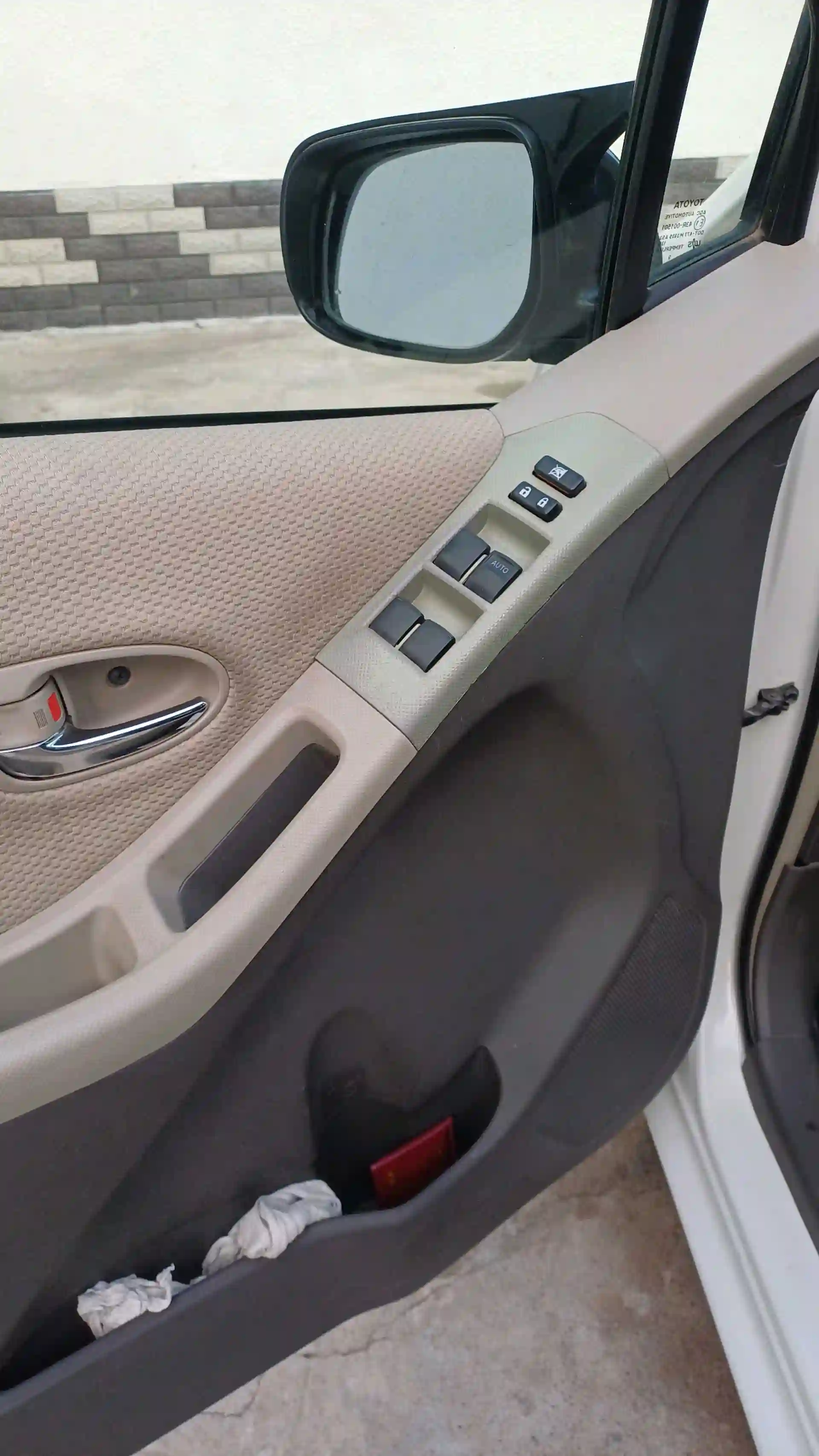 Toyota Vitz 2010
 — миниатюра 5