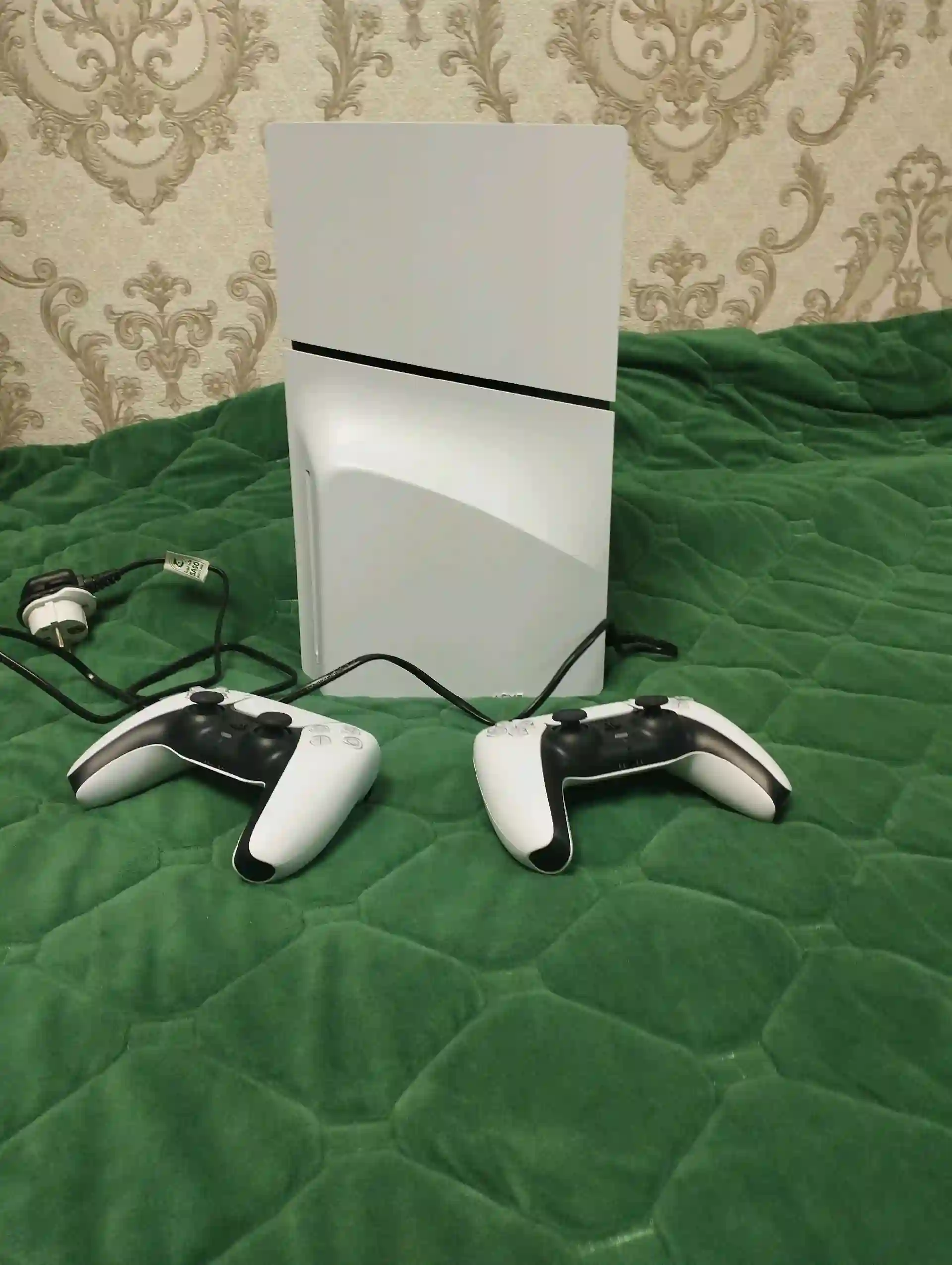 Play Station 5 
новый плестейшан