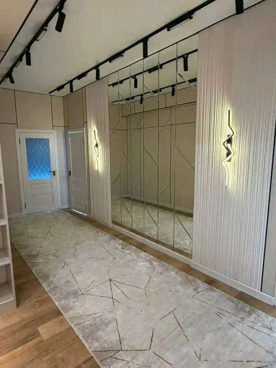 3-к квартира, 18 этаж, 117 м², И Сомони — миниатюра 6
