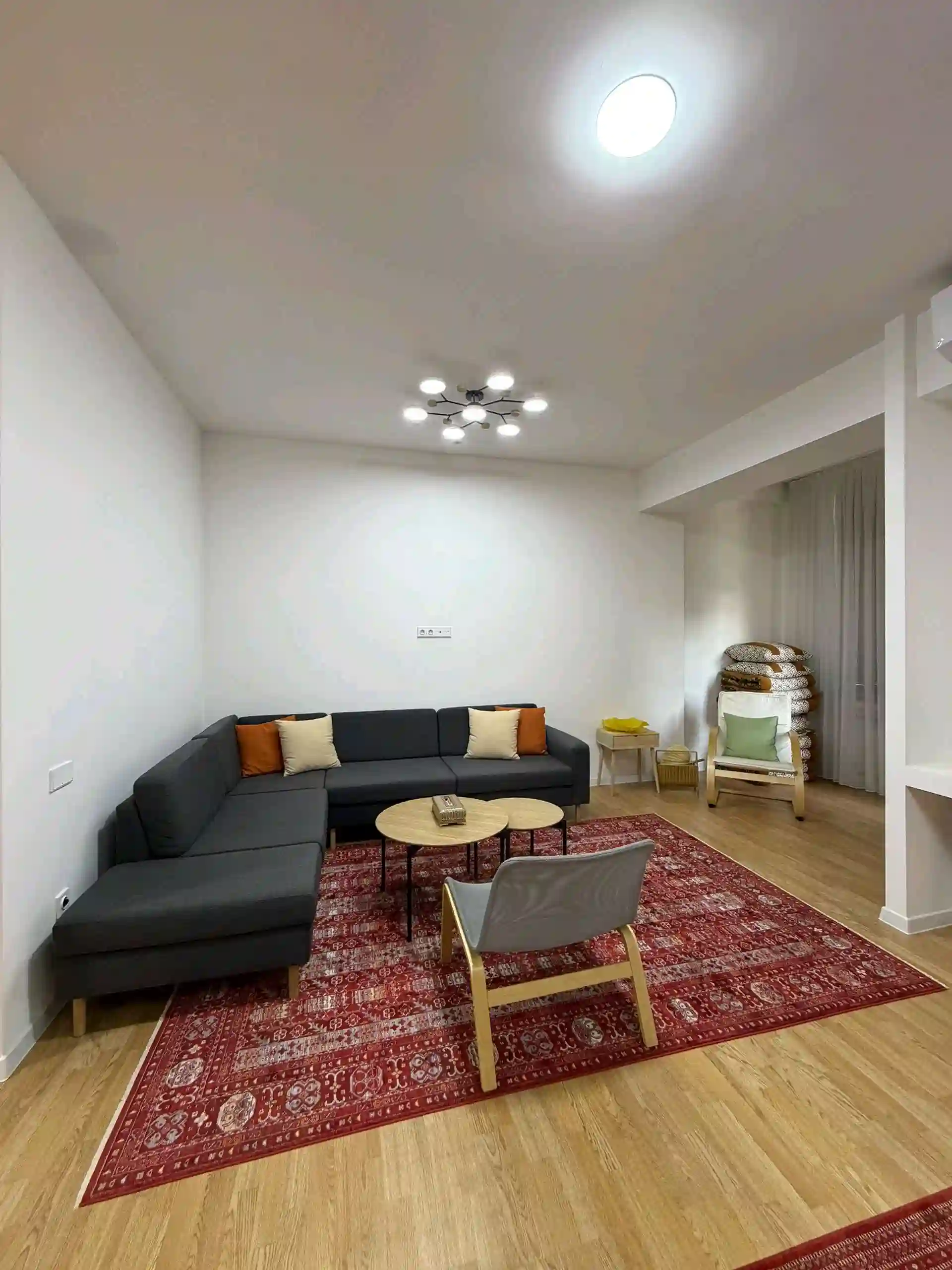 3-к квартира, 14 этаж, 123 м², Айни 53
