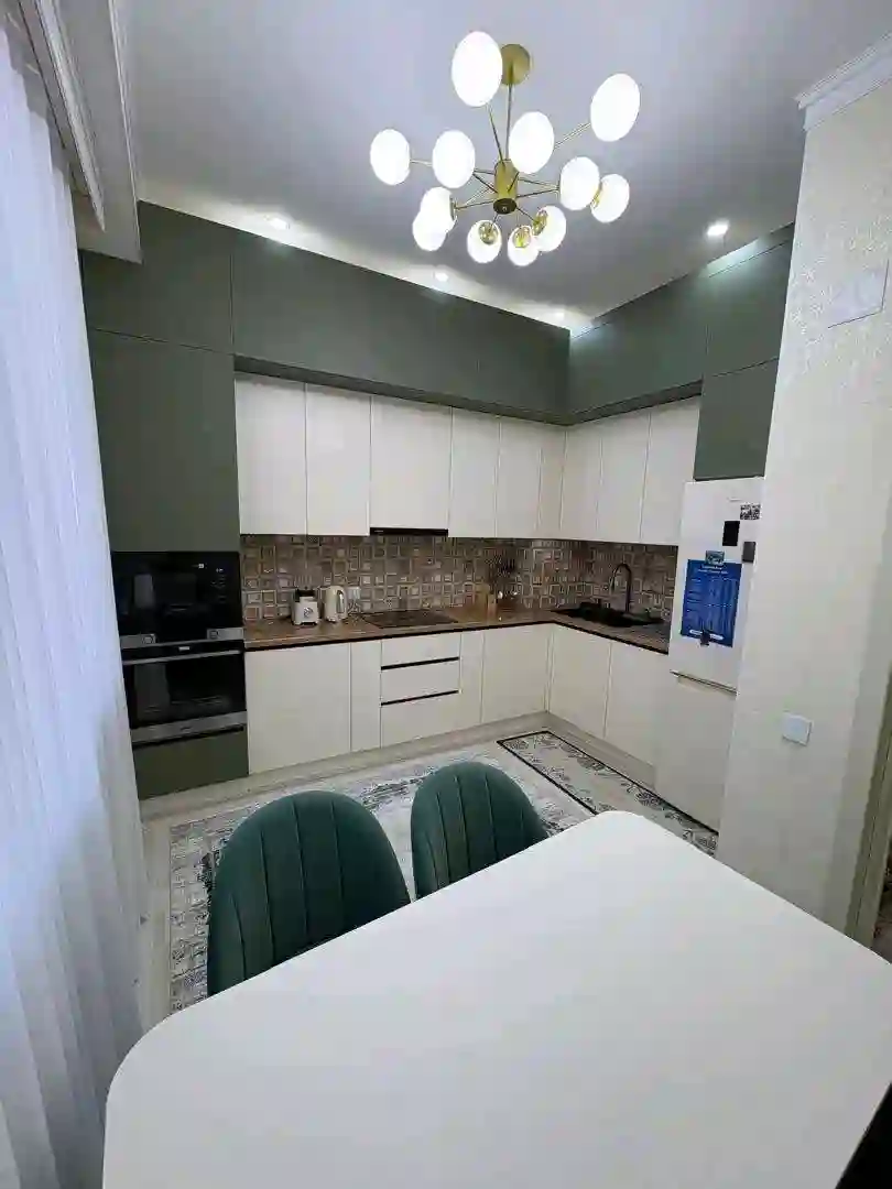 3-к квартира, 10 этаж, 96 м², Ашан