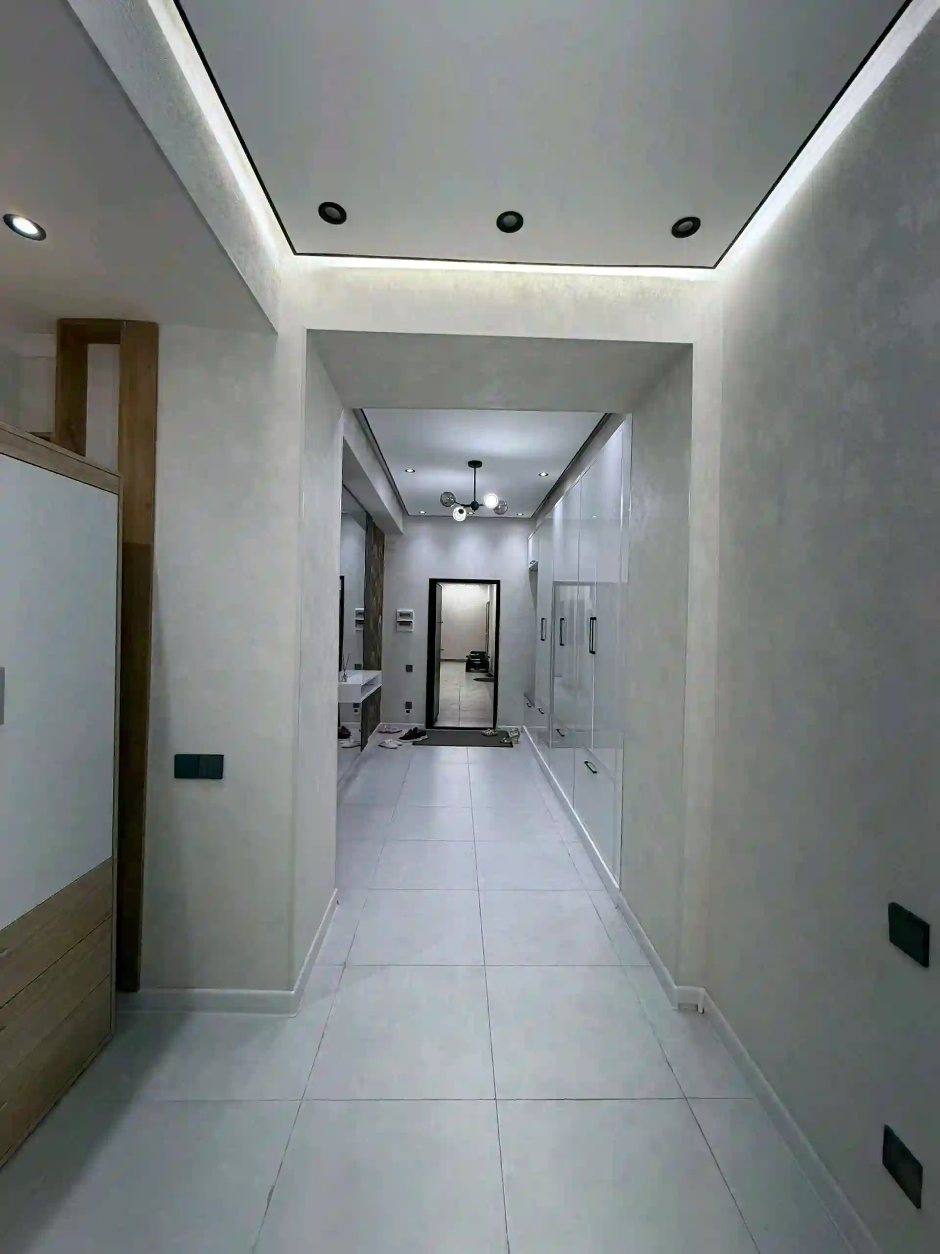 3-к квартира, 9 этаж, 112 м², Овир