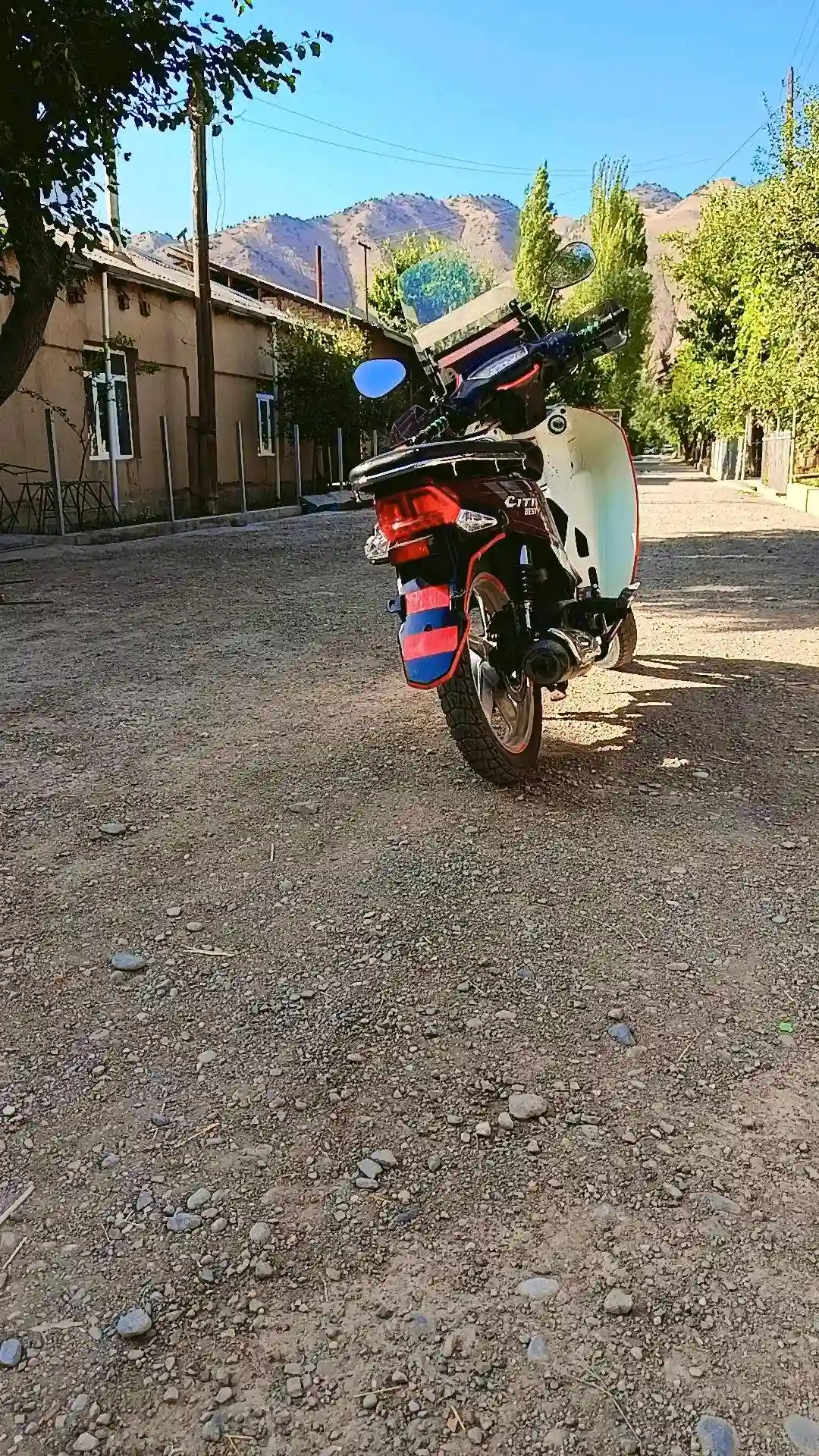  УТКА DAELIM  мототсикл 