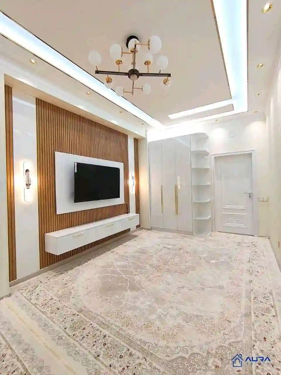 3-к квартира, 2 этаж, 117 м², Сино