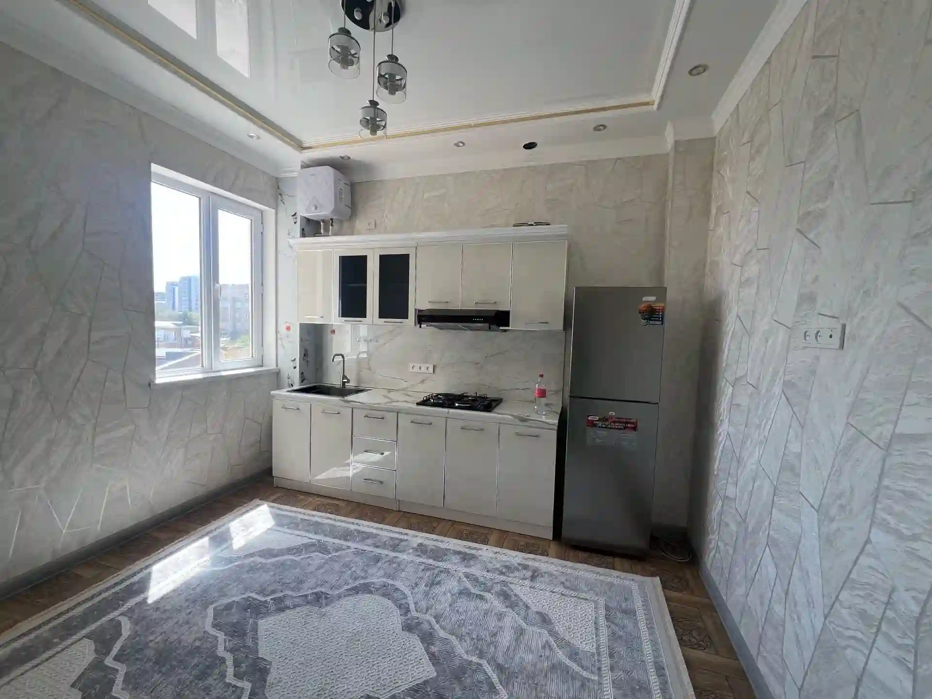 2-к квартира, 2 этаж, 82 м², 18