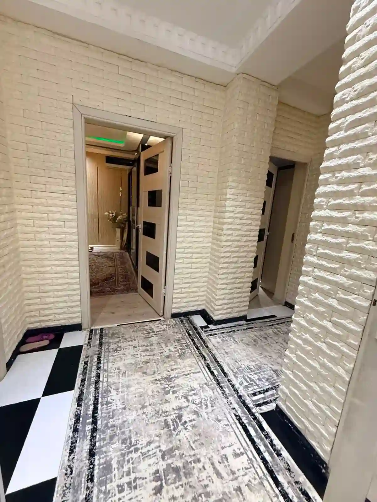 3-к квартира, 2 этаж, 80 м², Ҳайкали Шерон