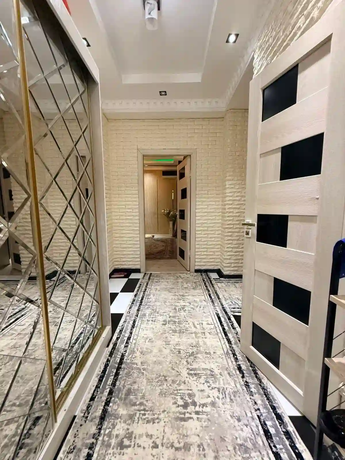 3-к квартира, 2 этаж, 80 м², Ҳайкали Шерон