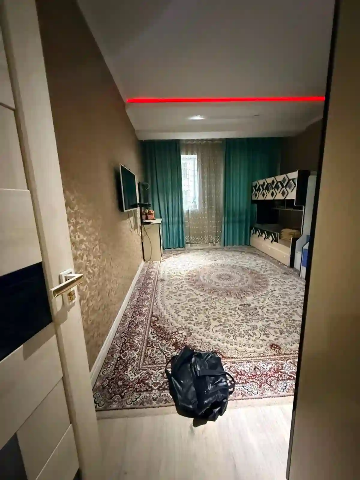3-к квартира, 2 этаж, 80 м², Ҳайкали Шерон