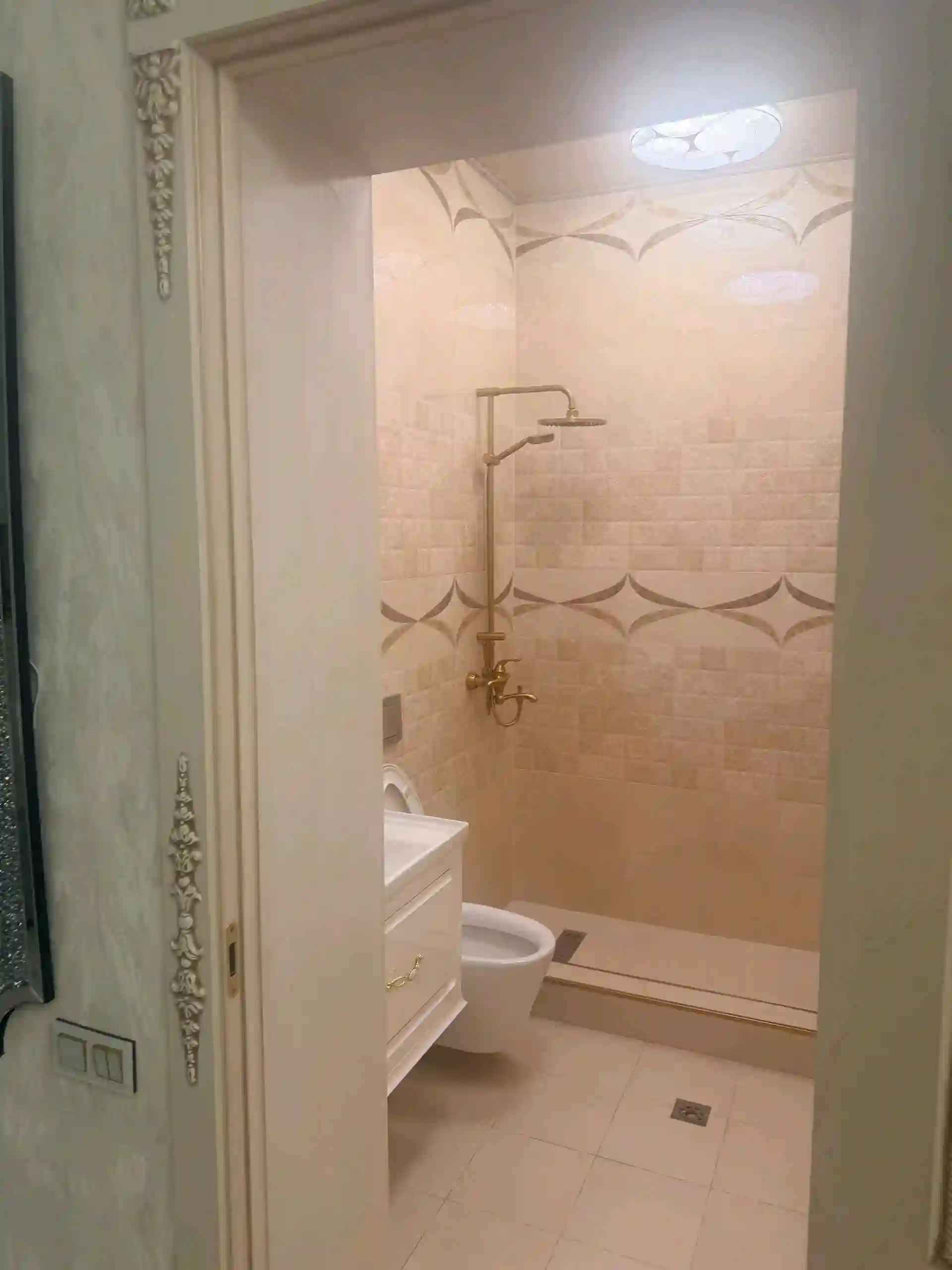 3 этажный, 10-комн. дом, 440 м², 6 соток, фирдавси