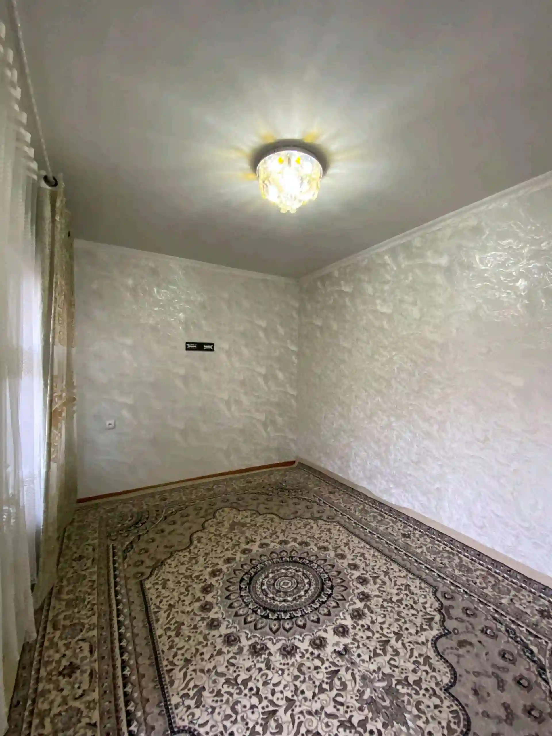 1 этажный, 4-комн. дом, 120 м², 2 соток, Фирдавси