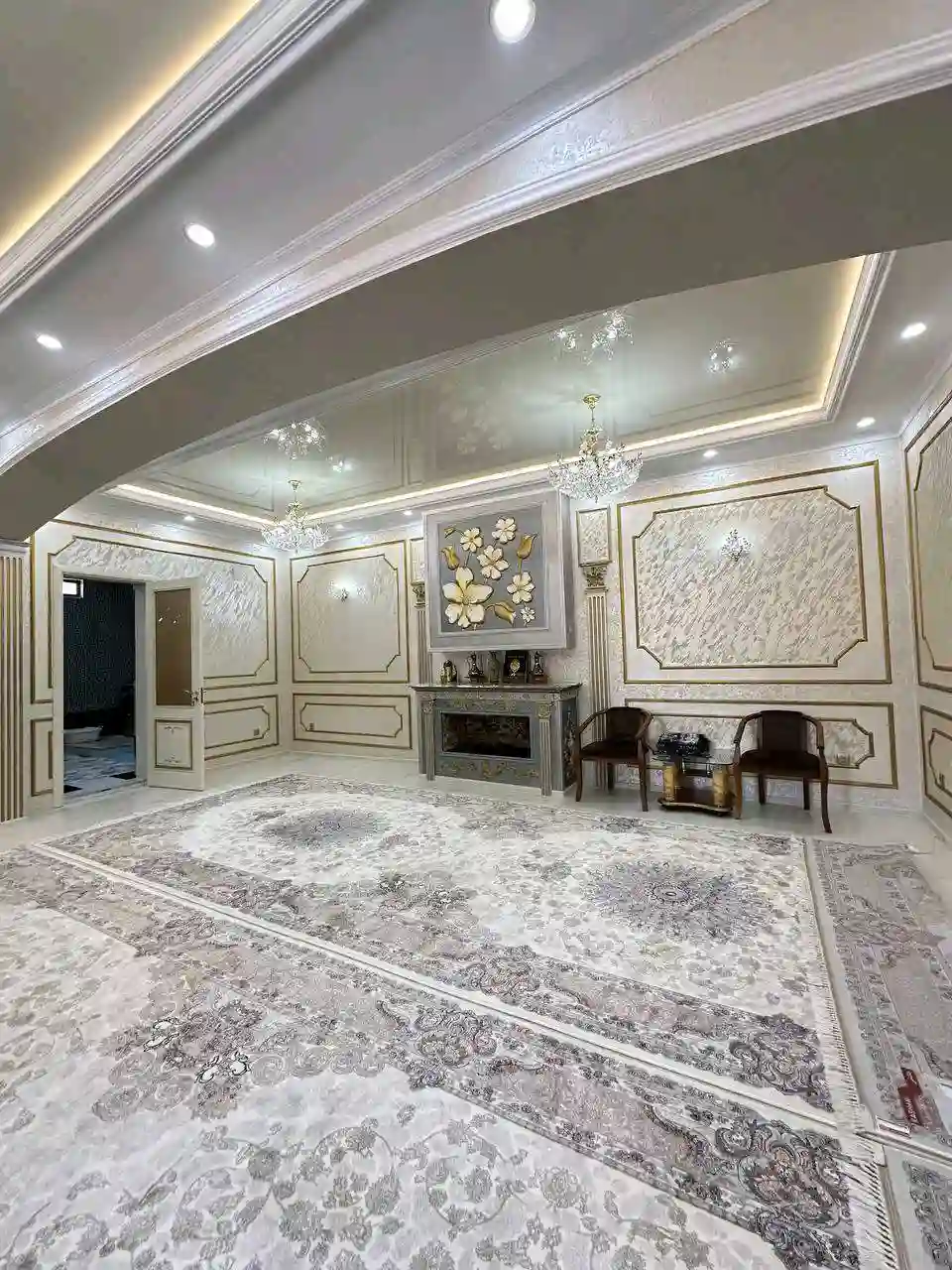 2 этажный, 7-комн. дом, 400 м², 2 соток, Сино