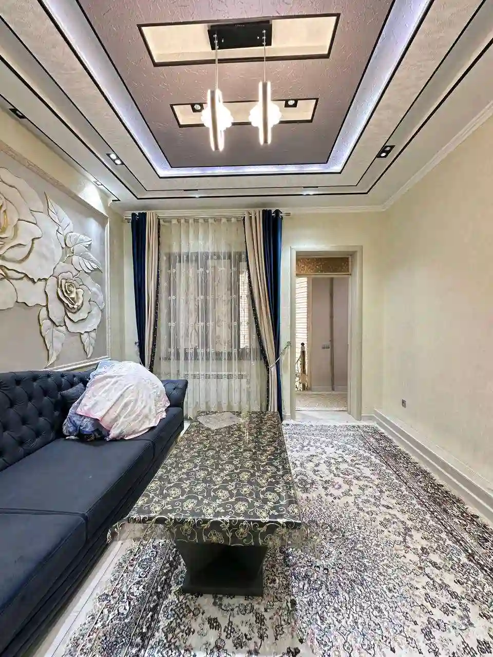 2 этажный, 7-комн. дом, 400 м², 2 соток, Сино