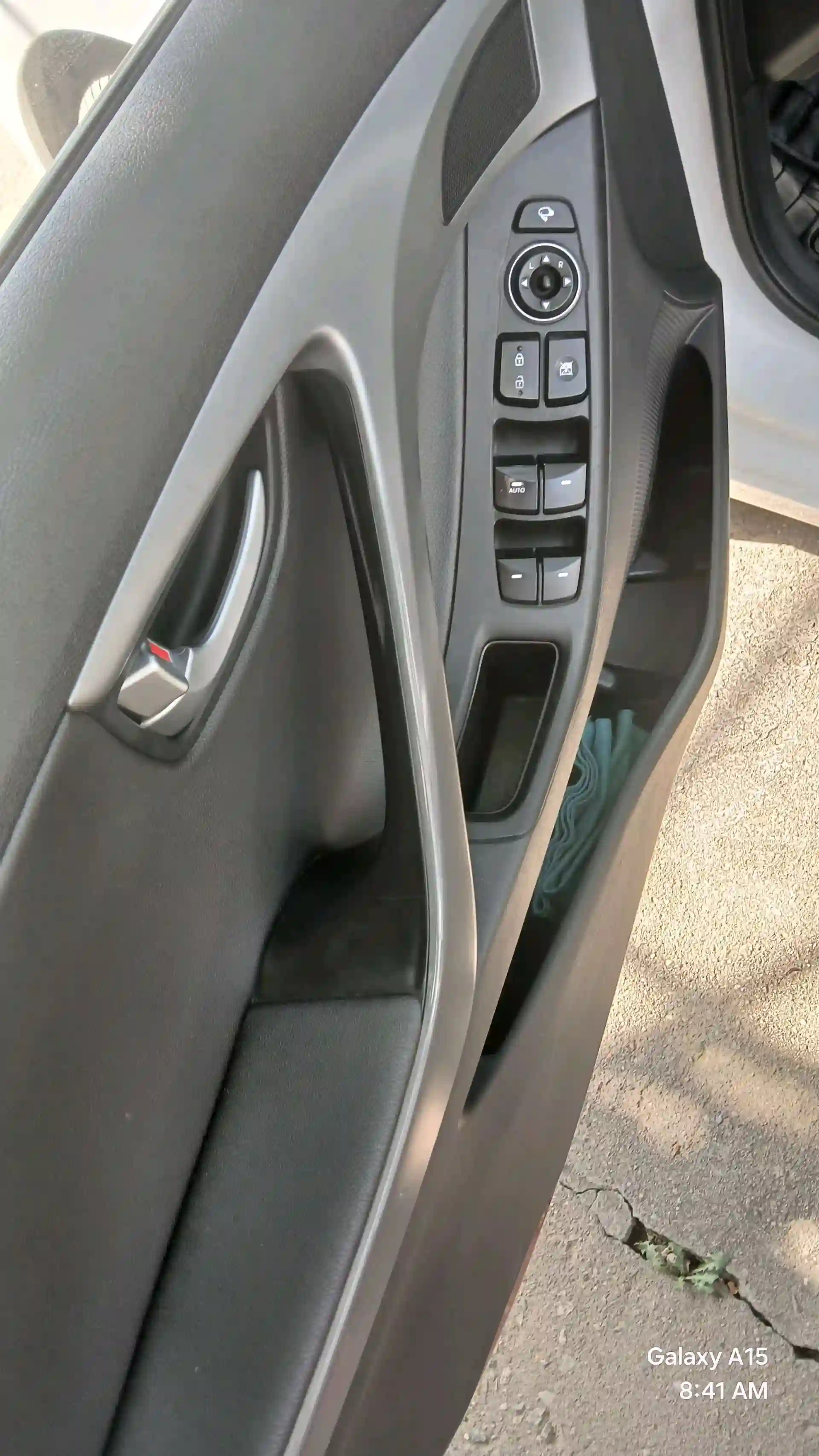 Hyundai Avante 2015 — миниатюра 3