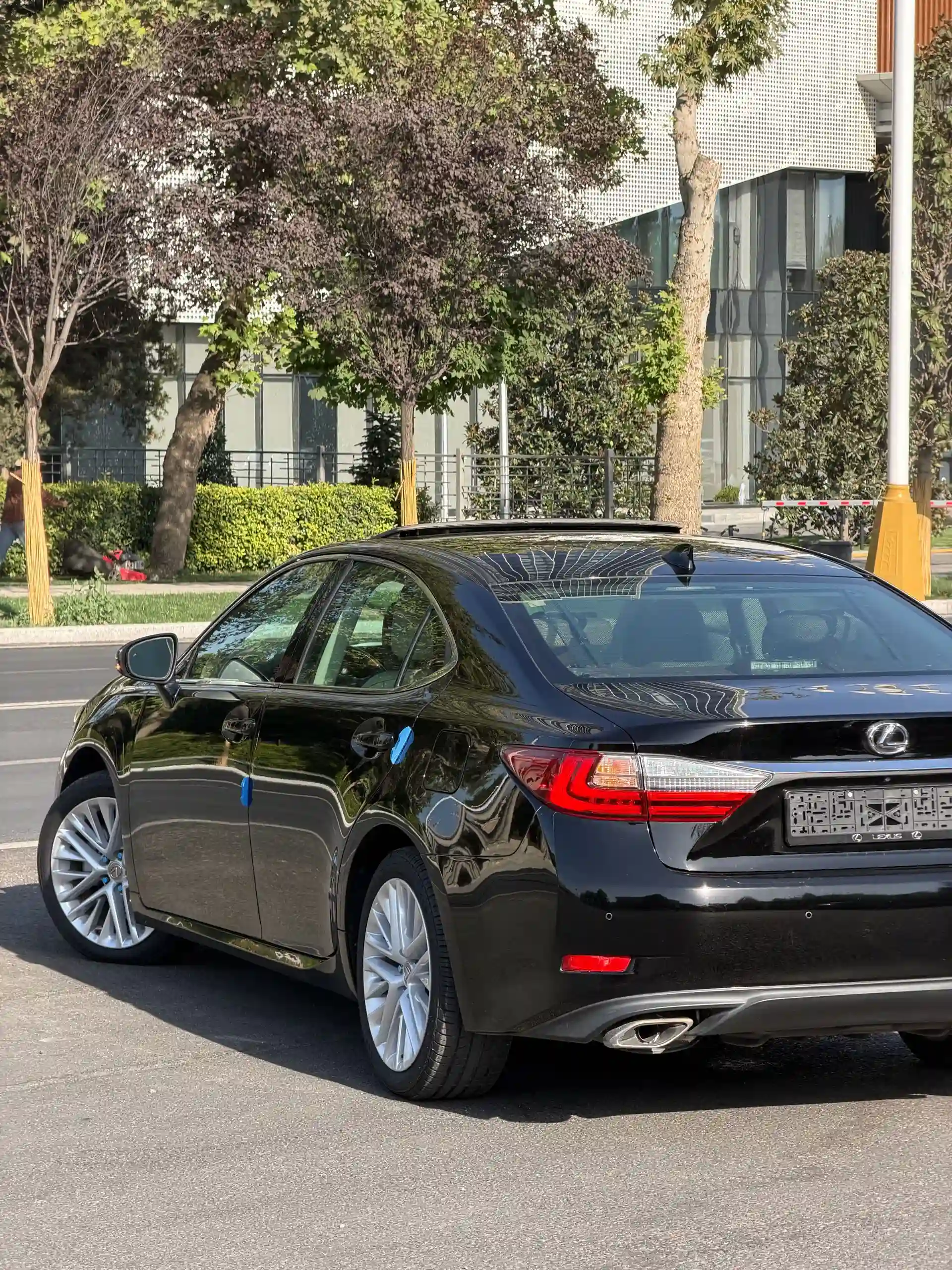 Lexus Es series 2016 — миниатюра 6