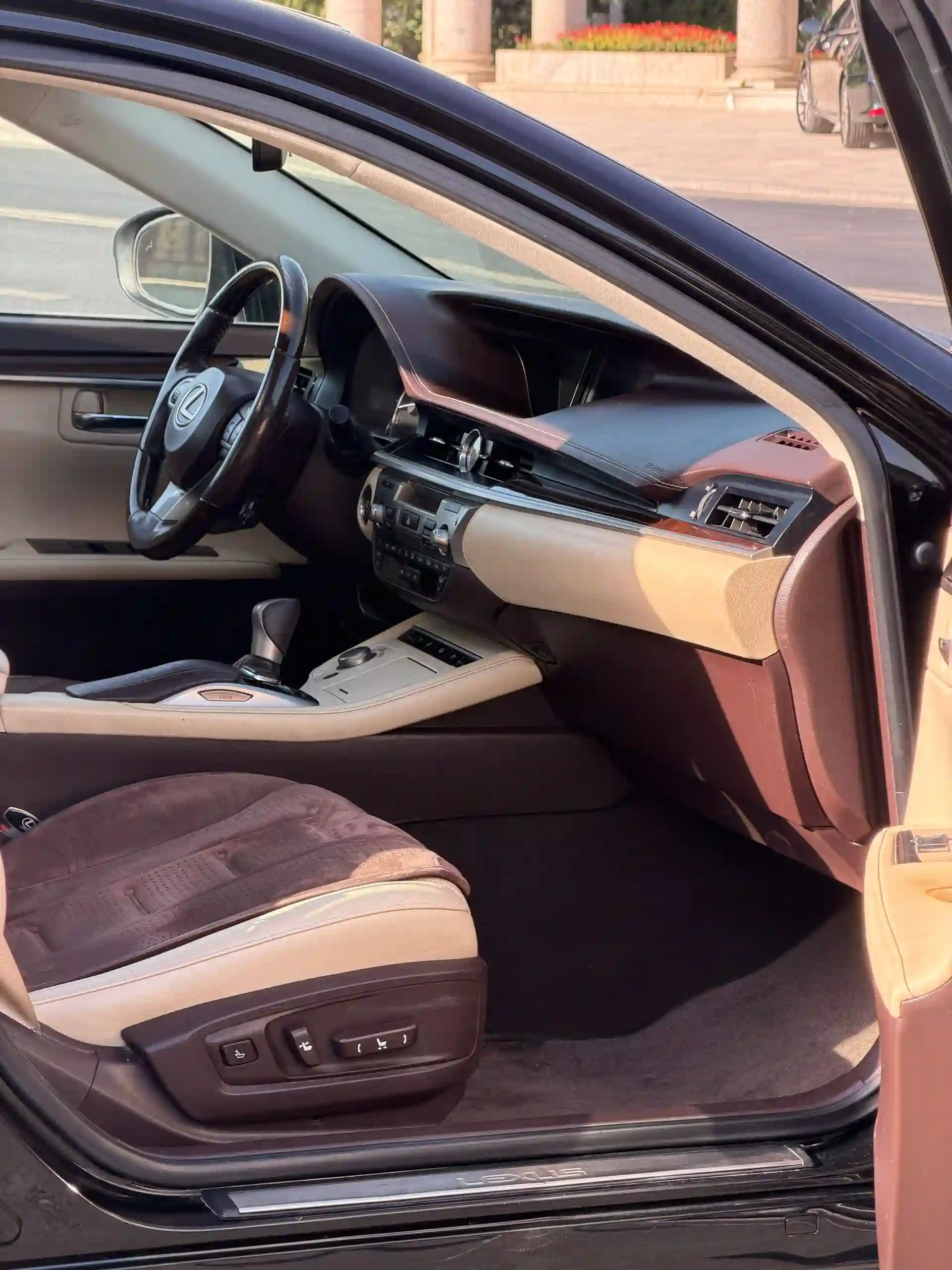 Lexus Es series 2016 — миниатюра 10