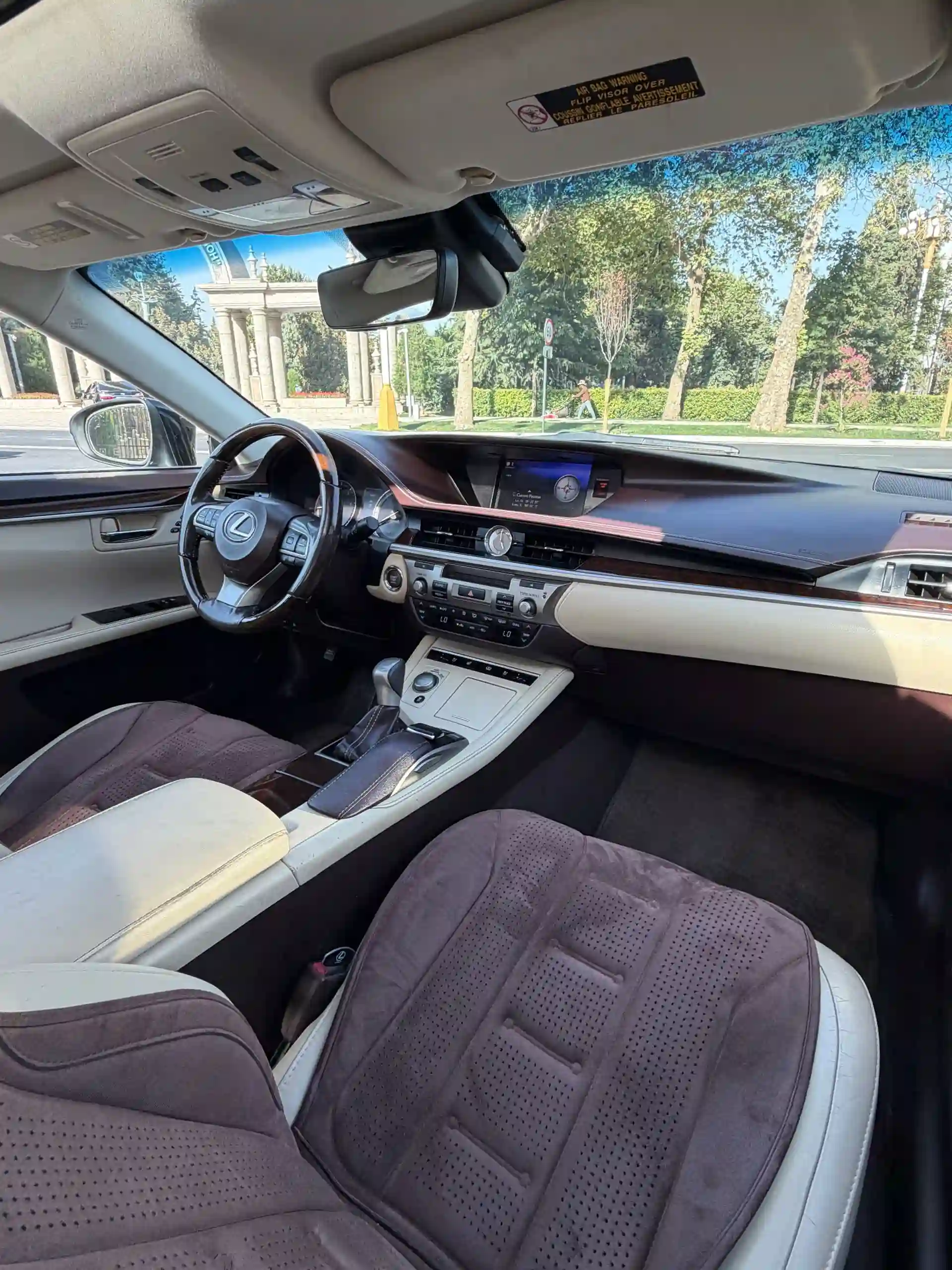 Lexus Es series 2016 — миниатюра 11