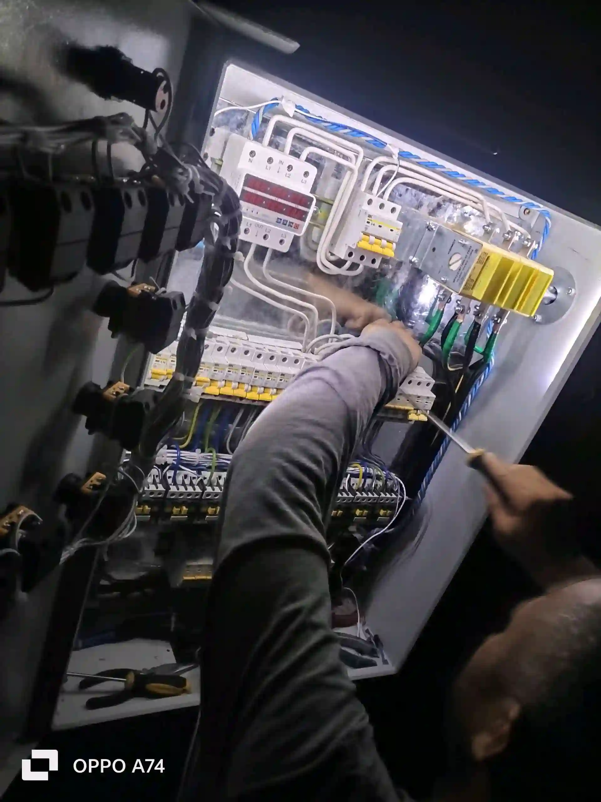 электромонтажные работы