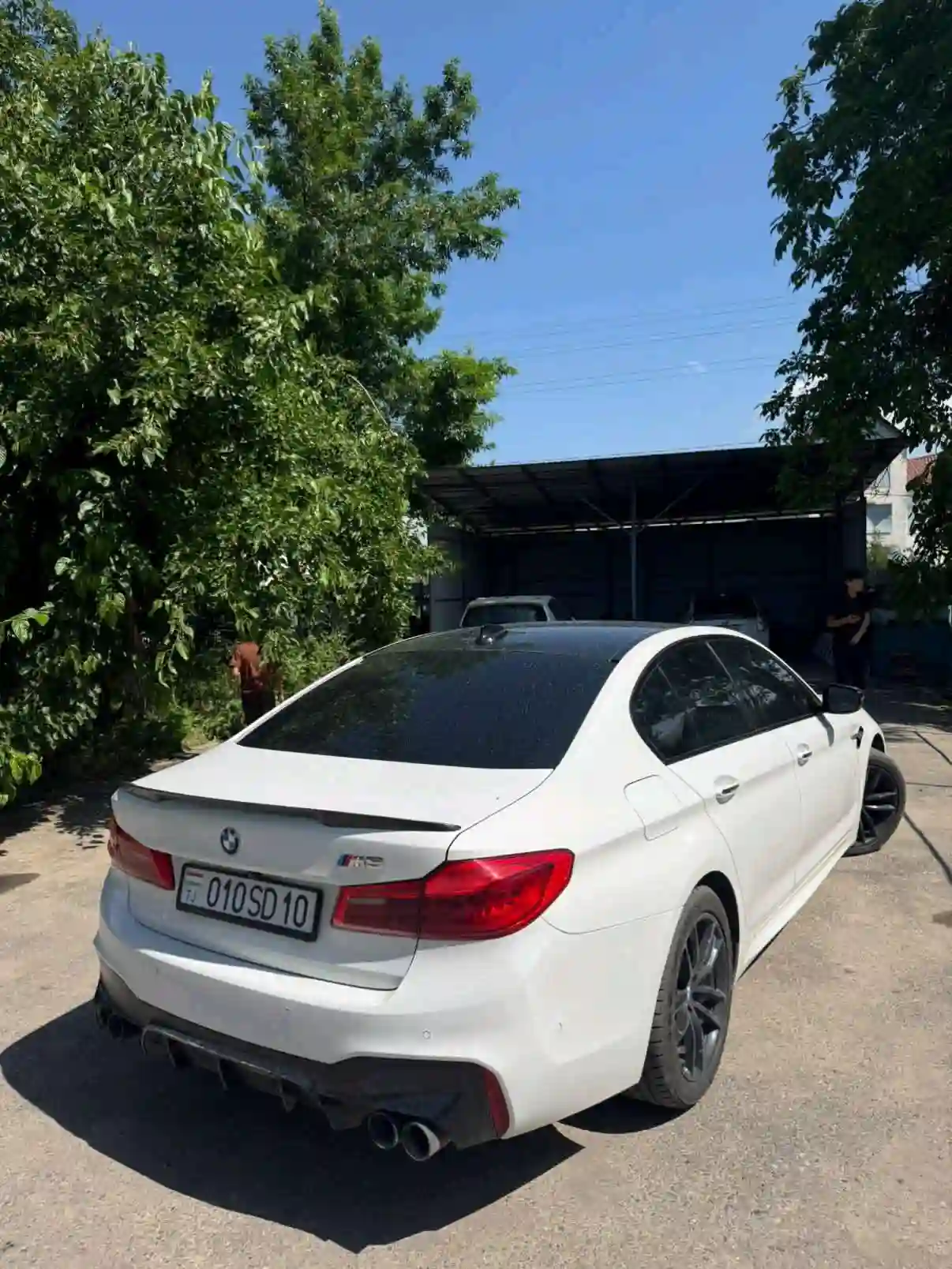 BMW 5 series 2017 — миниатюра 4