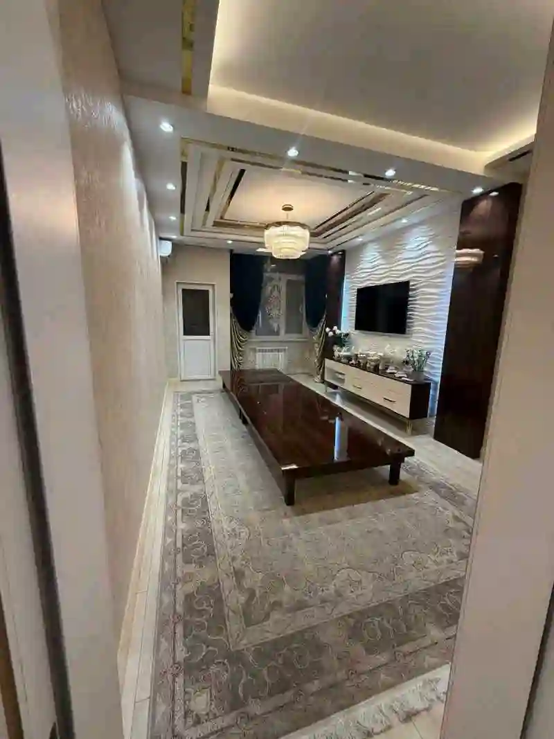 3-к квартира, 2 этаж, 108 м², 103 мкр