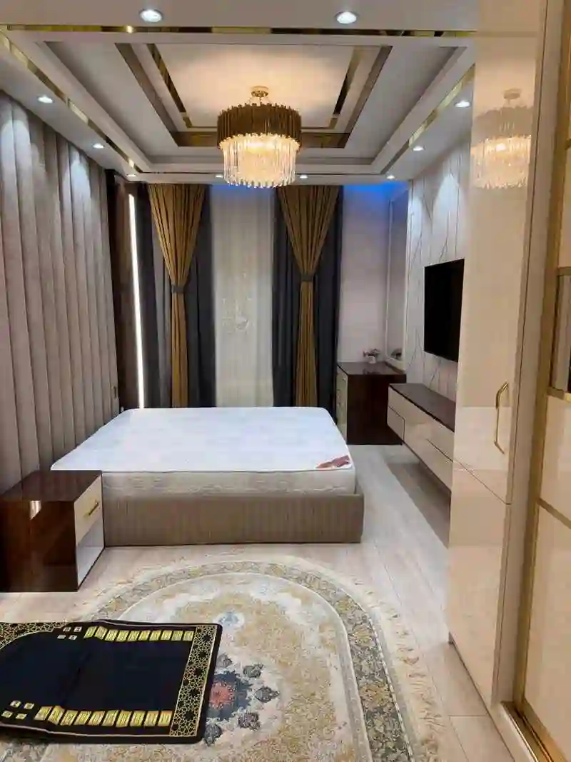 3-к квартира, 2 этаж, 108 м², 103 мкр
