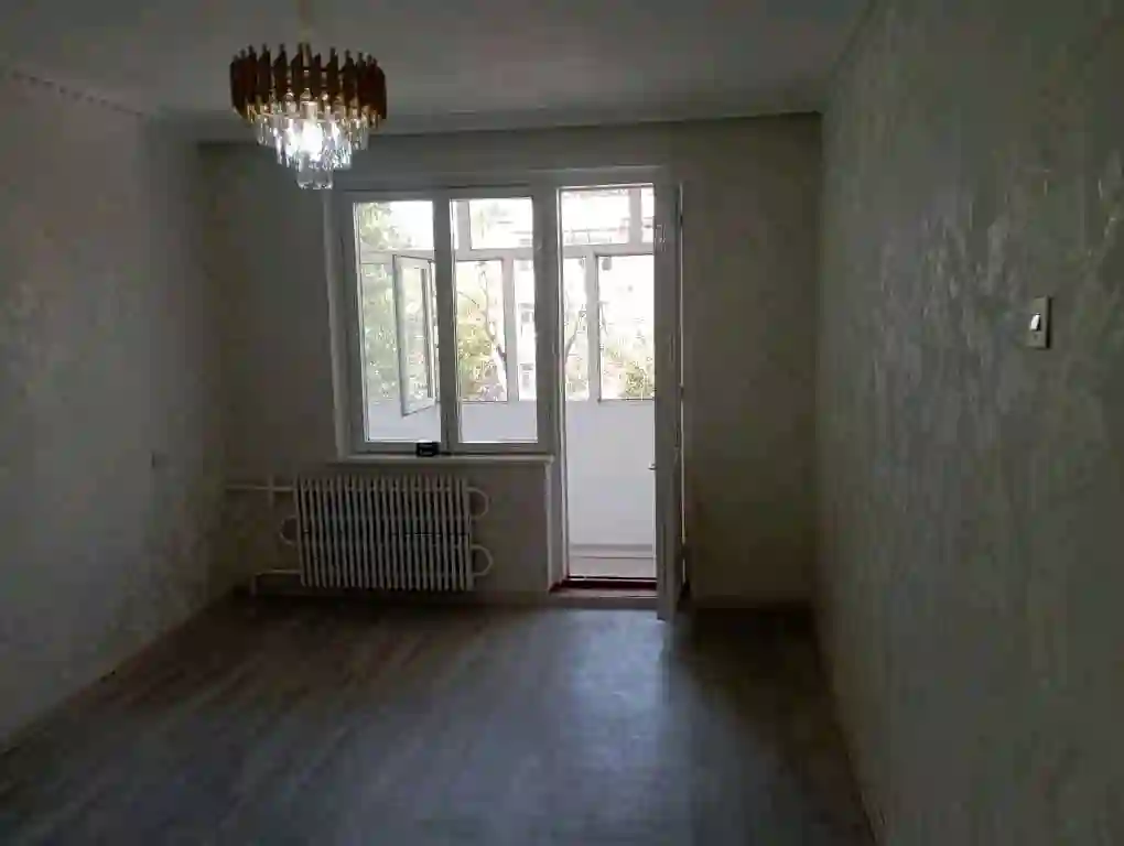1-к квартира, 4 этаж, 30 м², 9км — миниатюра 2
