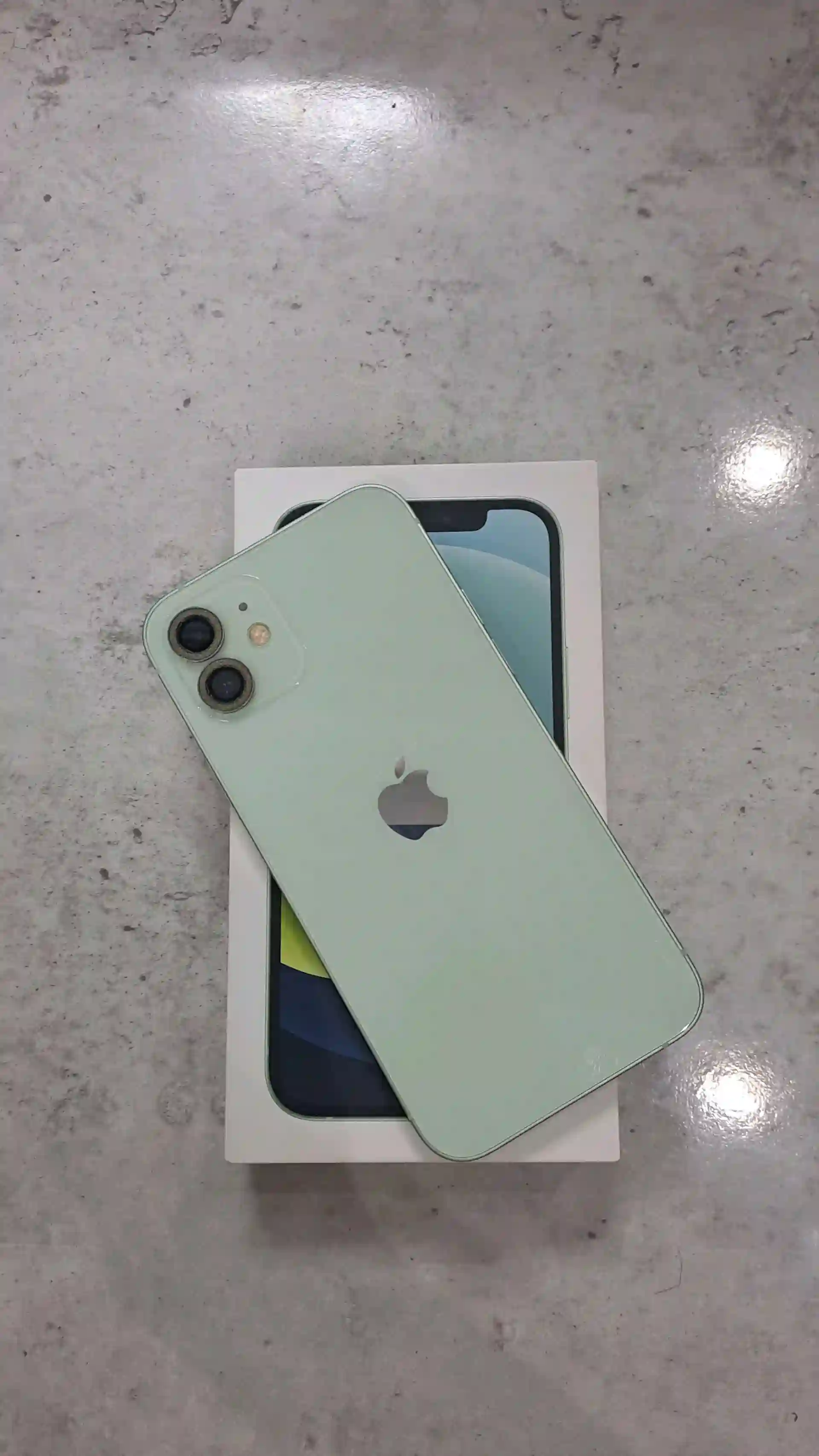 IPhone 12