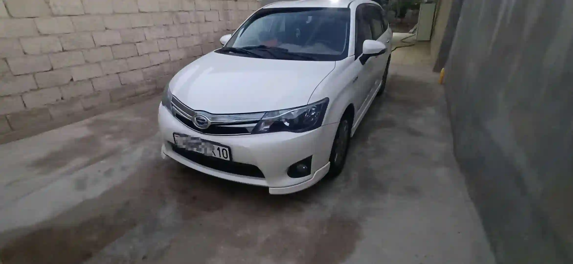 Toyota Fielder 2014