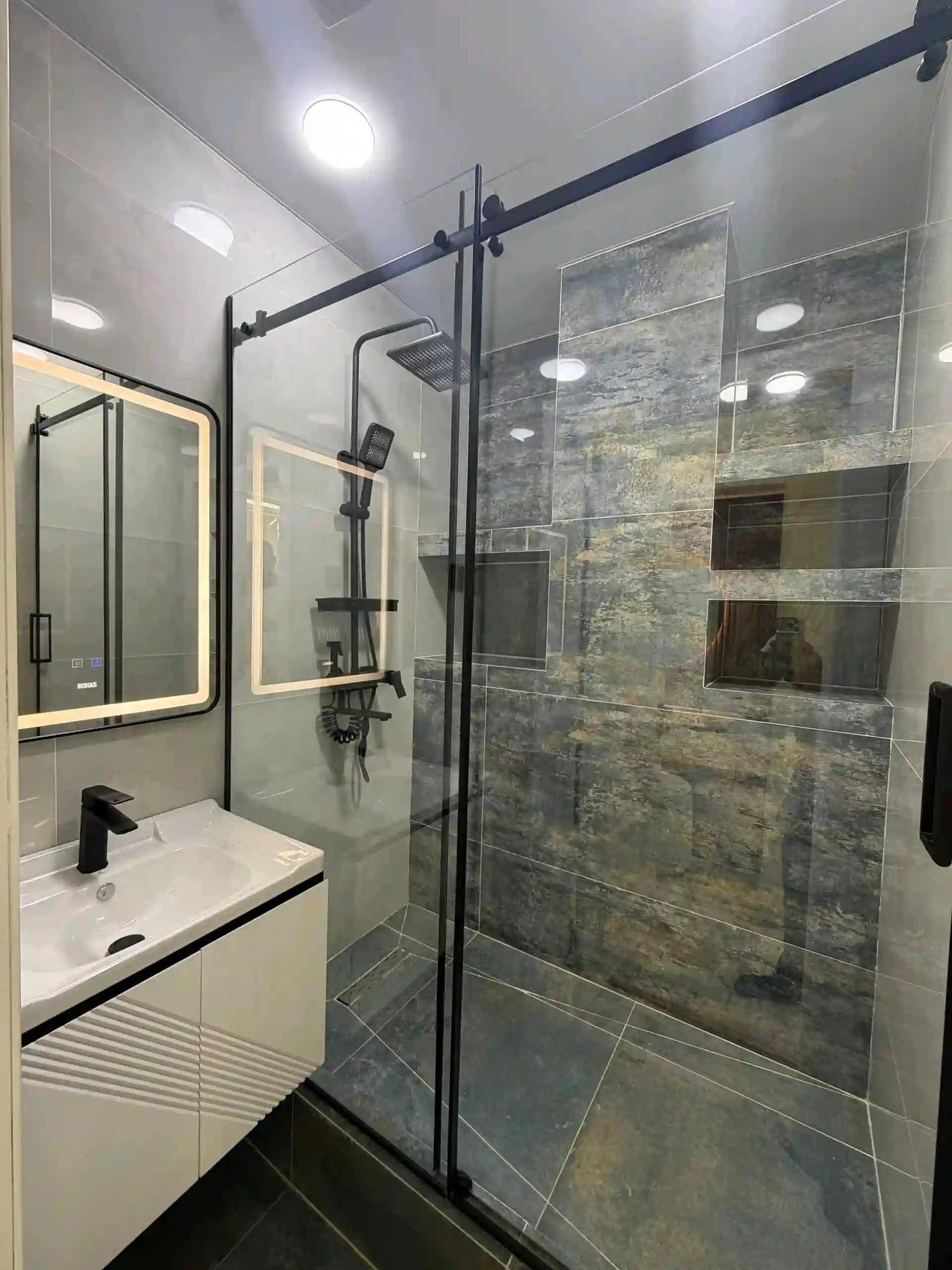 3-к квартира, 15 этаж, 83 м², фирдавси 46 мкр