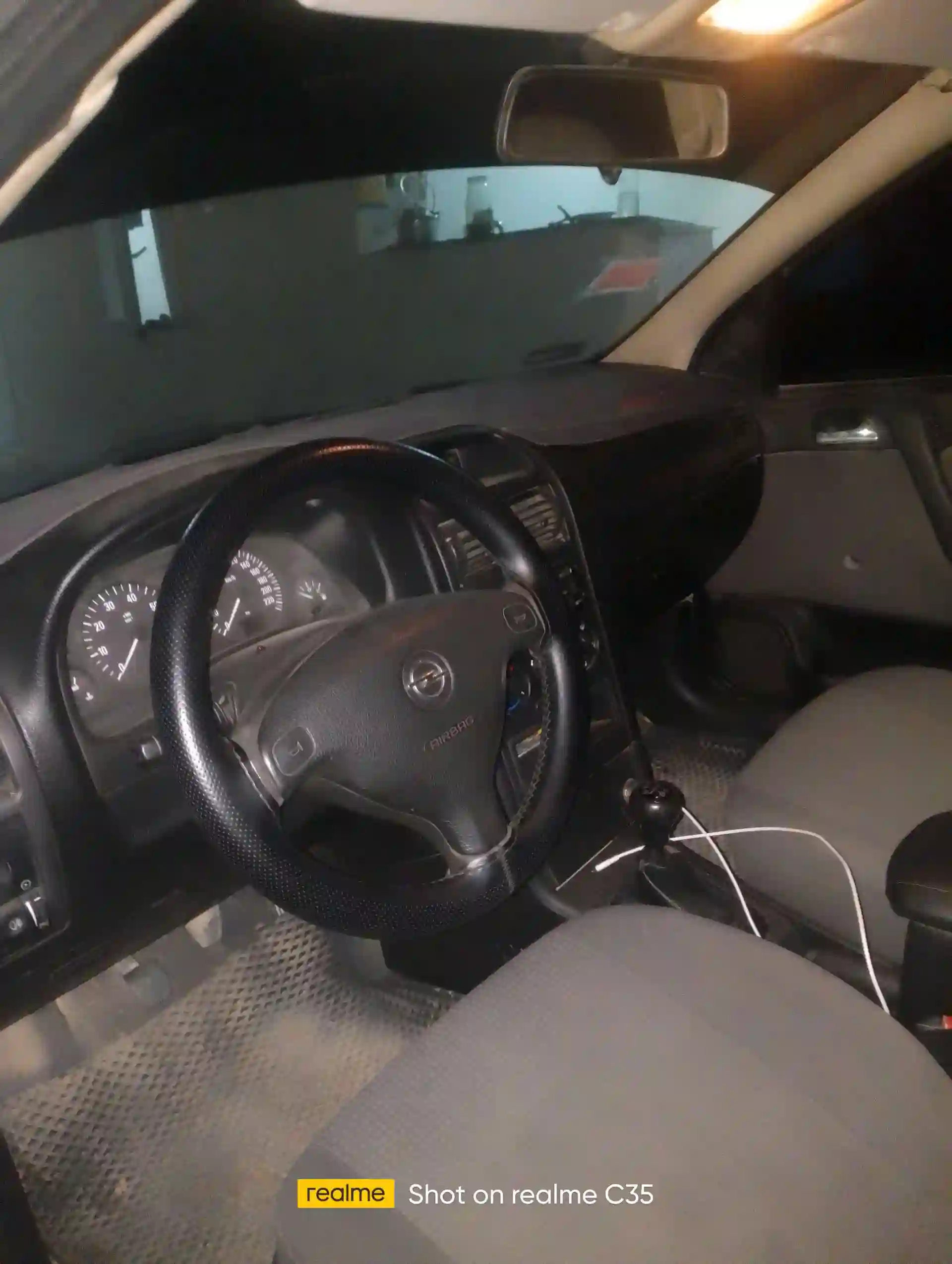 Opel Astra j 2006 — миниатюра 7