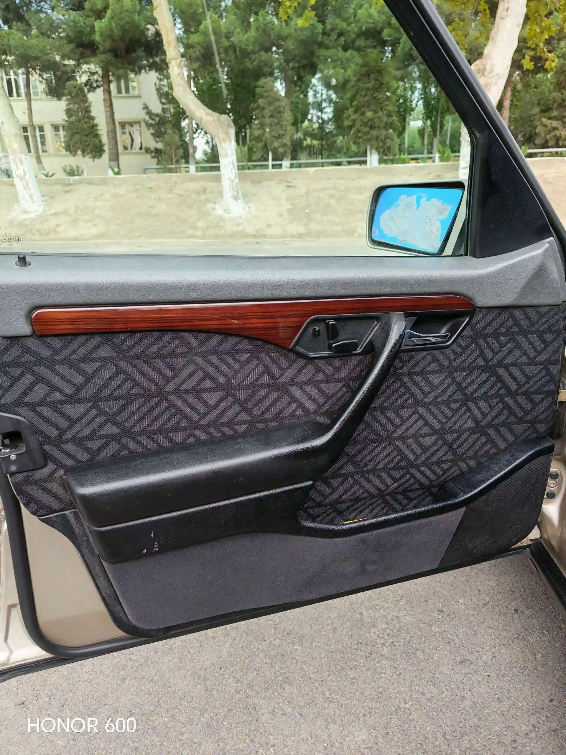 Mercedes-benz C class 1995 — миниатюра 4