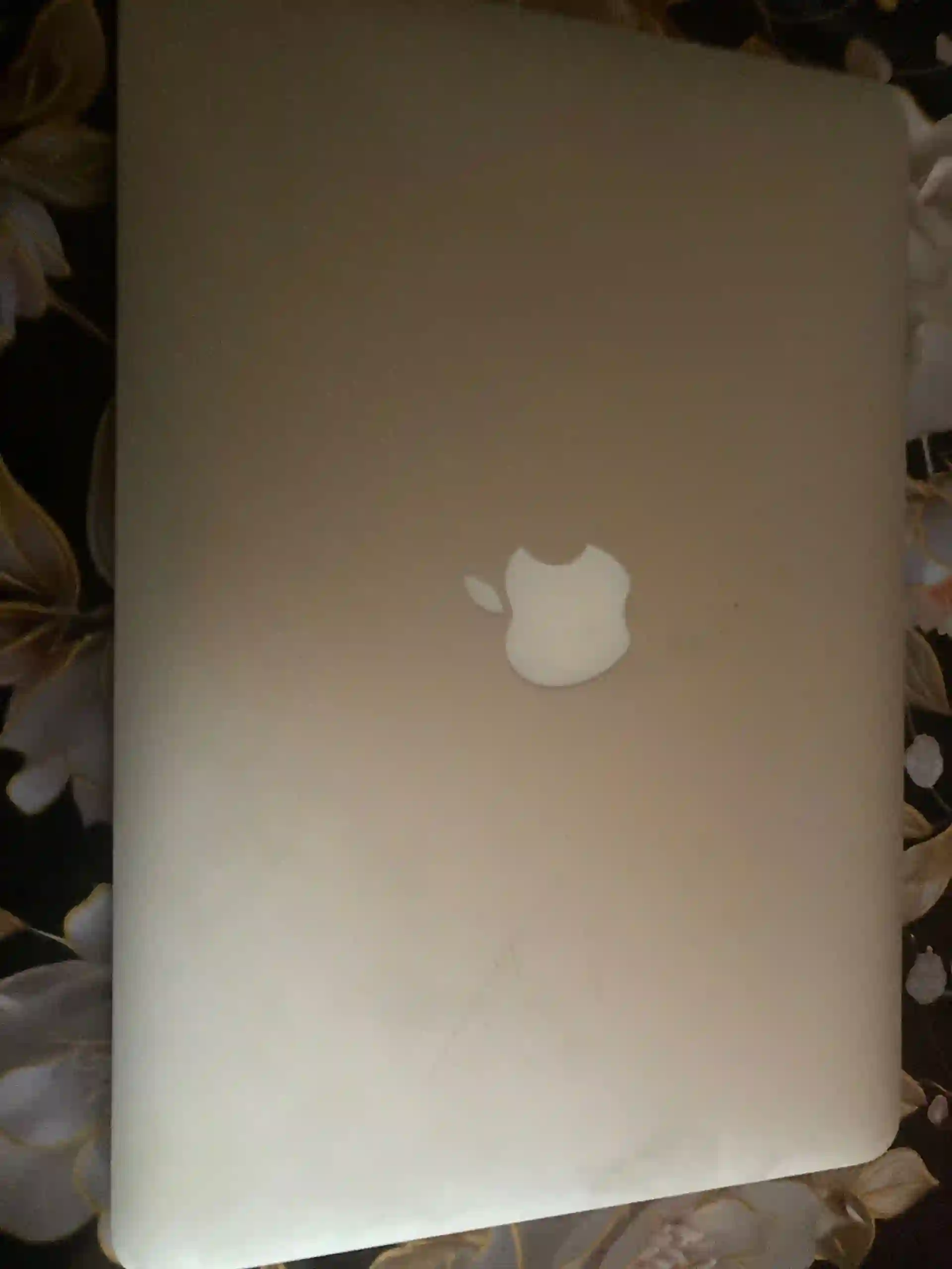 Macbooc 