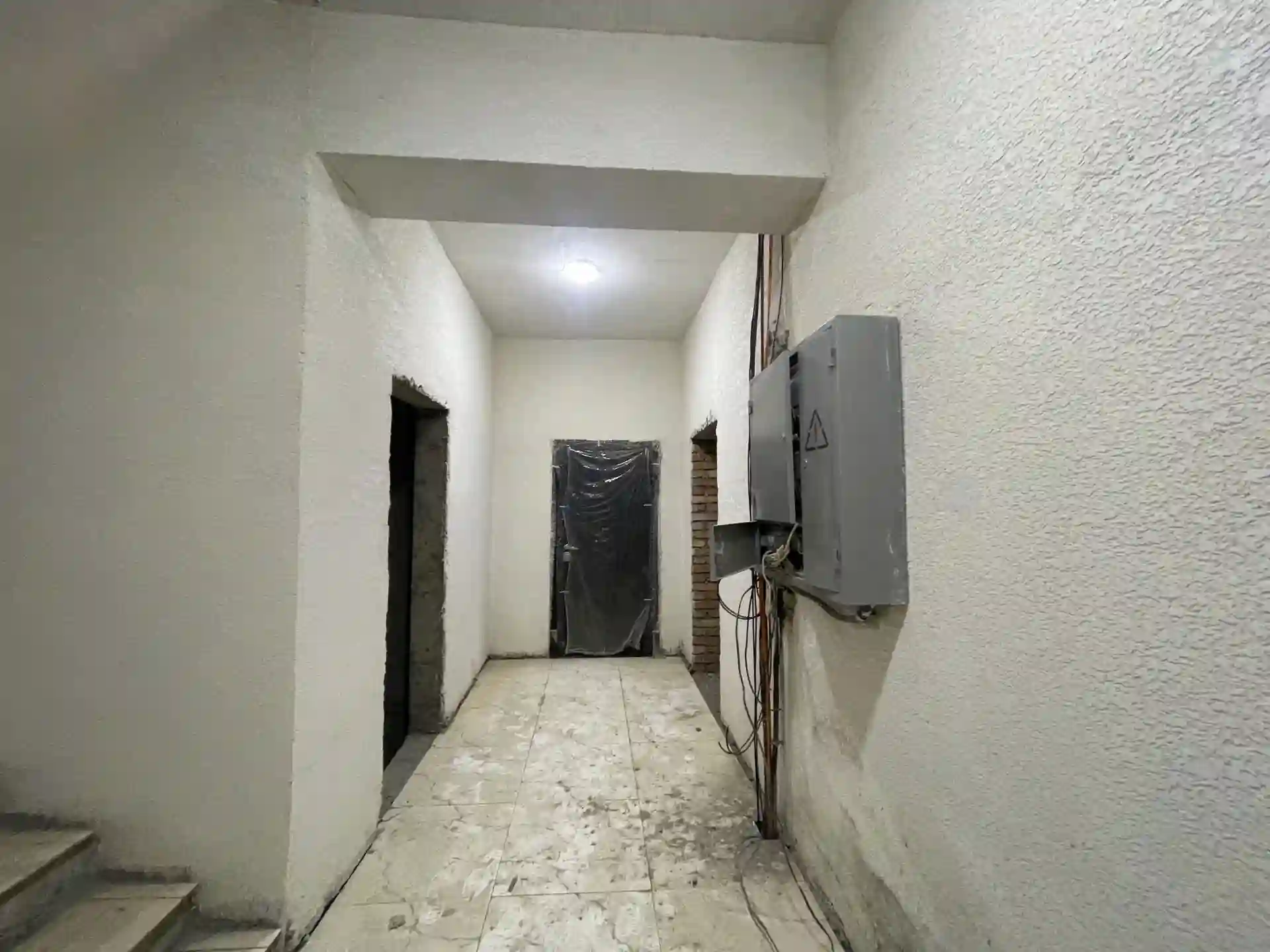 3-к квартира, 7 этаж, 90 м², 18 мкр — миниатюра 3