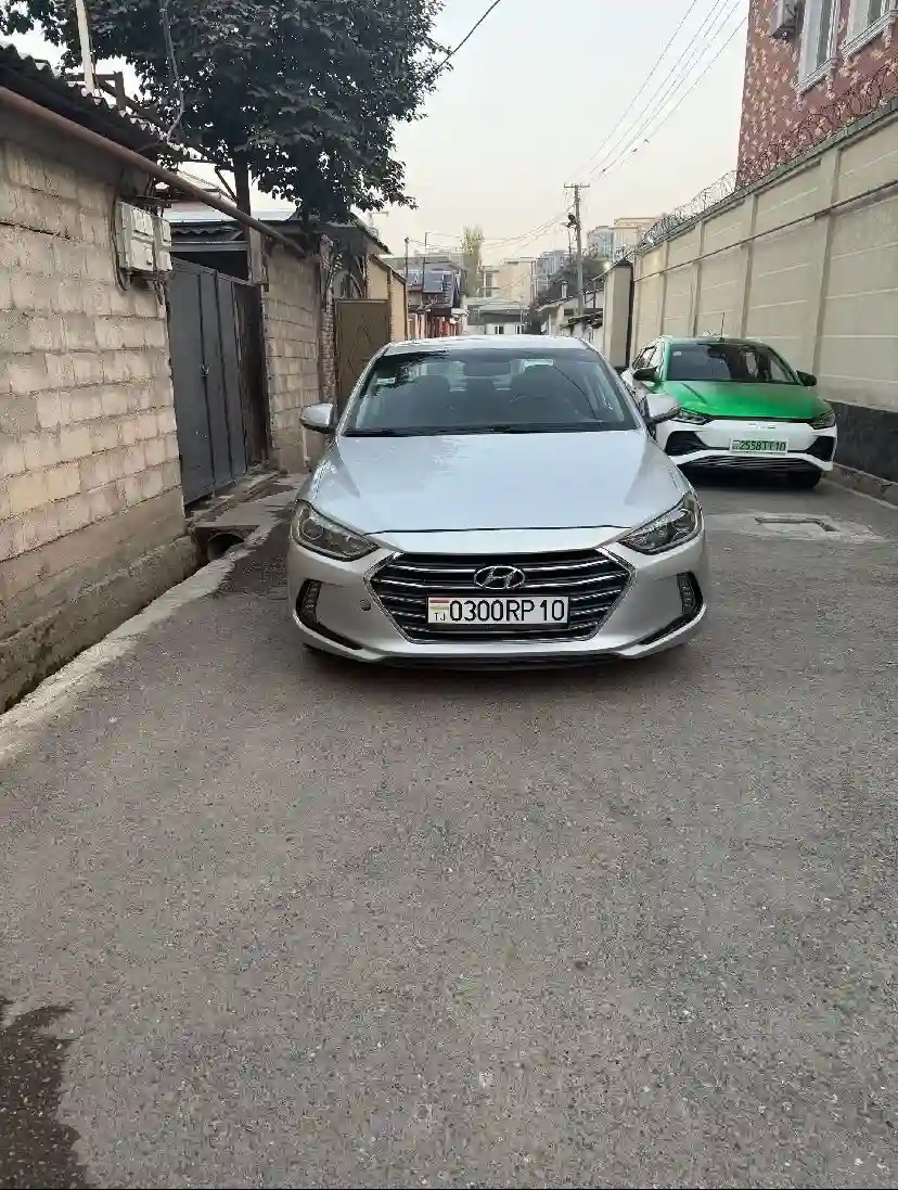 Hyundai H 200 2012