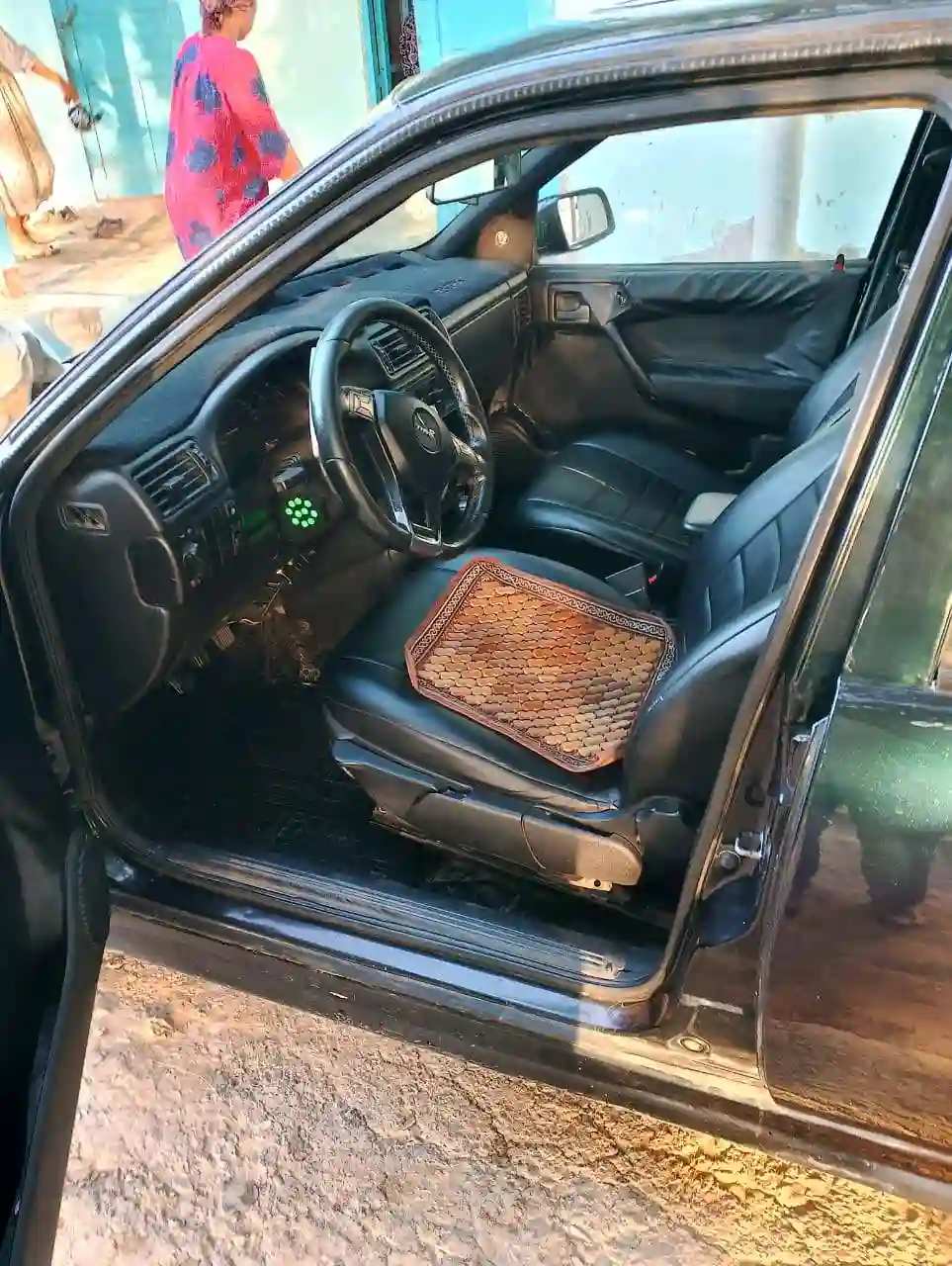 Opel Vectra a 1994 — миниатюра 3