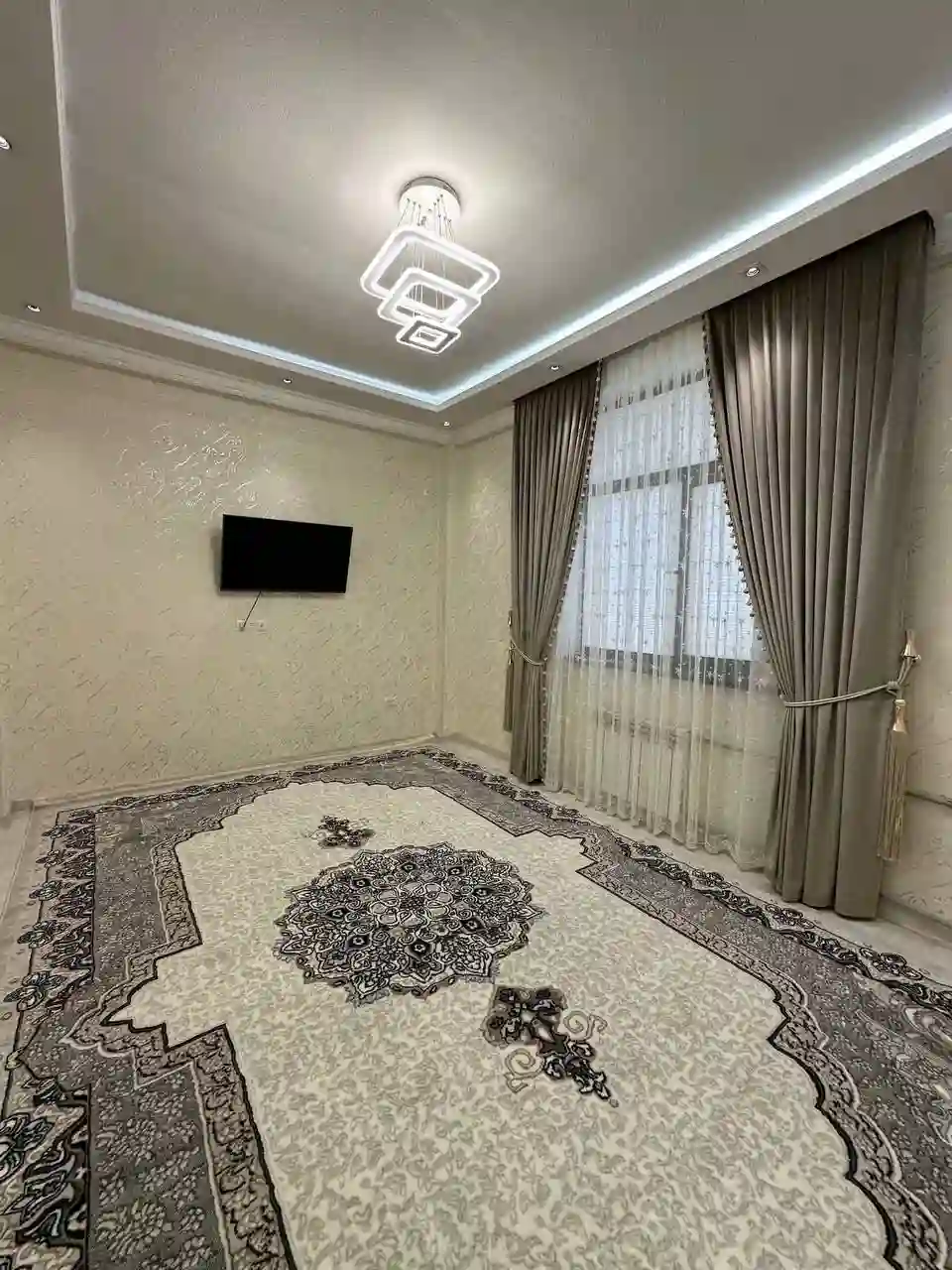 2-к квартира, 12 этаж, 84 м², Фирдавси
