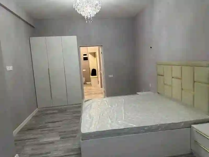 3-к квартира, 9 этаж, 93 м², Шоҳмансур, бозори зелёни