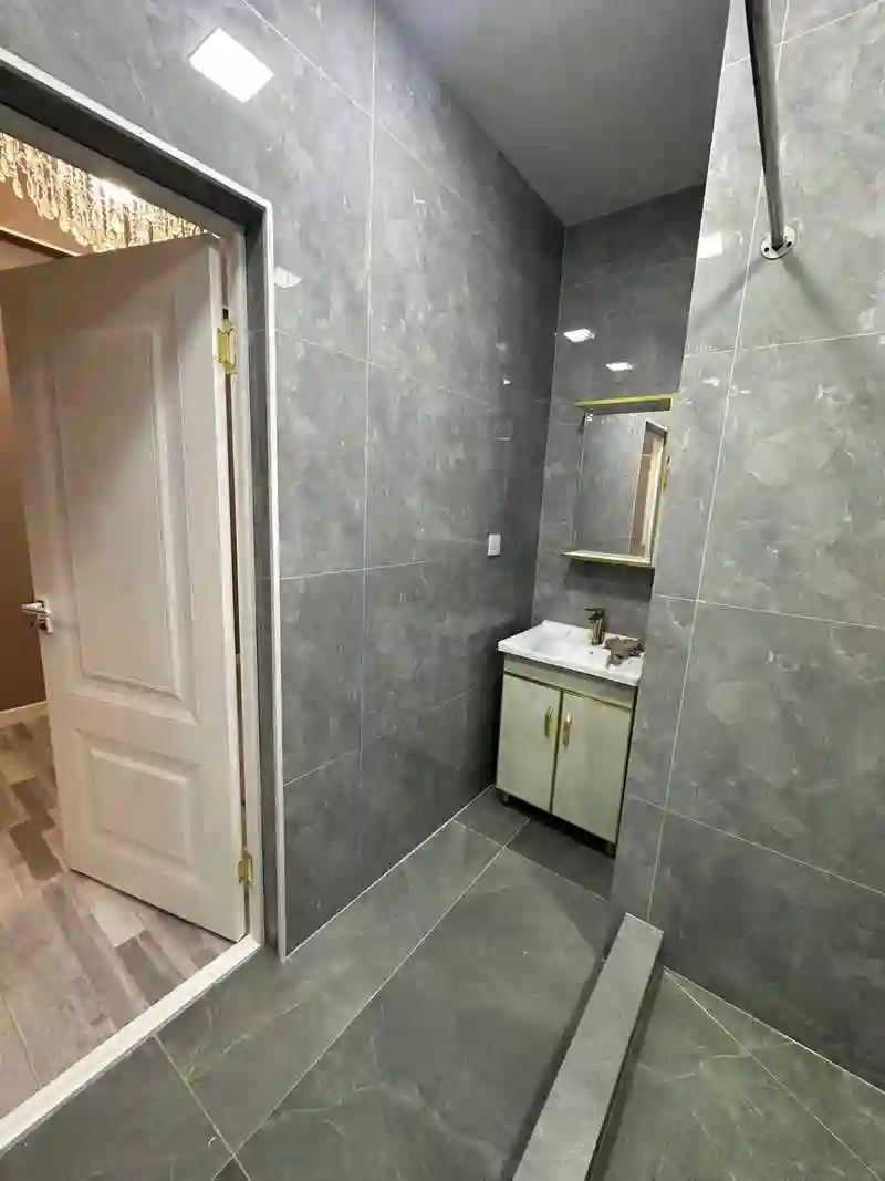 3-к квартира, 9 этаж, 93 м², Шоҳмансур, бозори зелёни