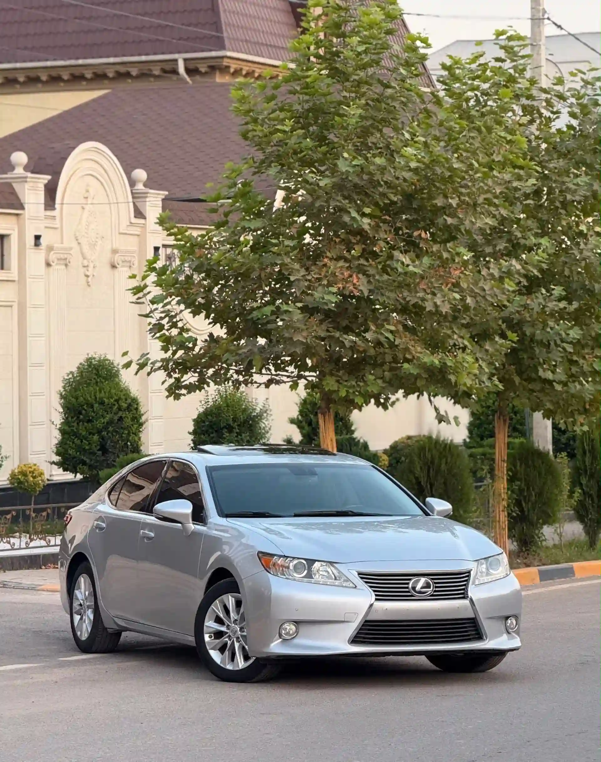 Lexus Es series 2014