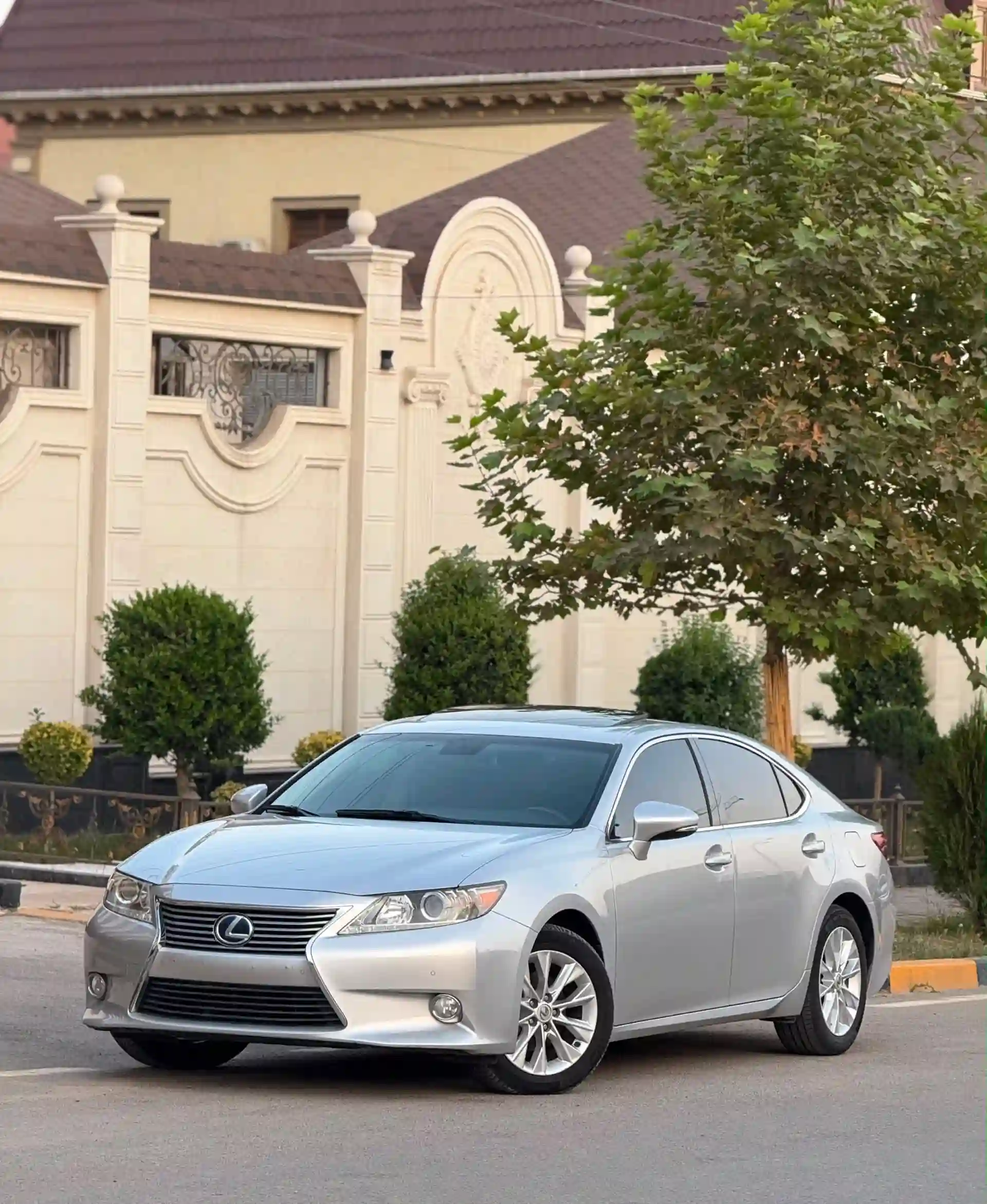Lexus Es series 2014