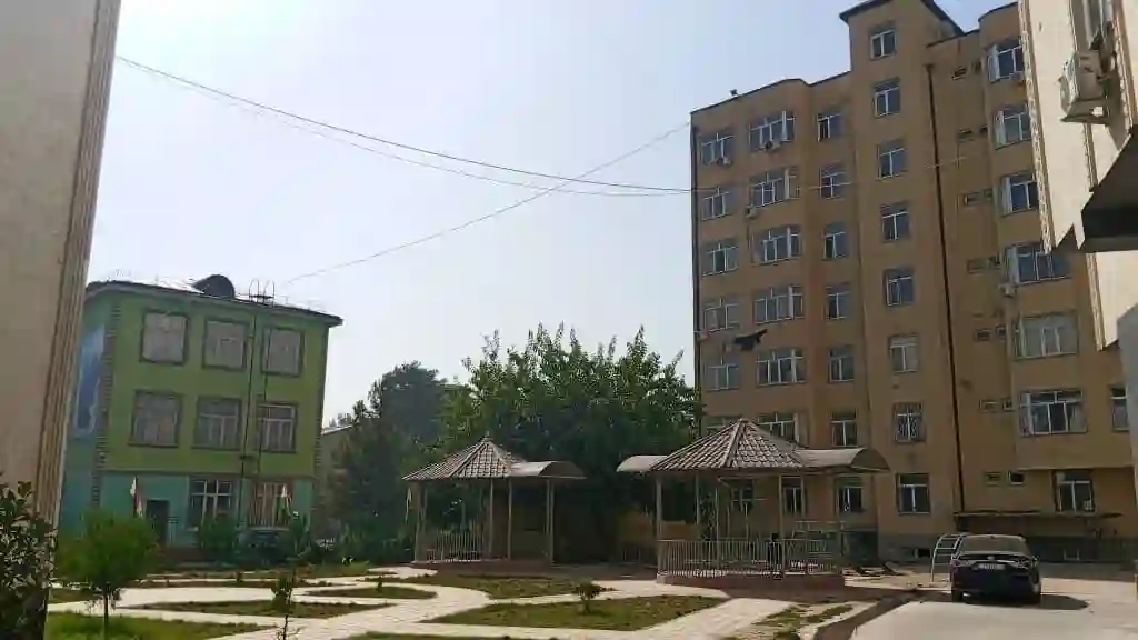 2-к квартира, 1 этаж, 46 м², Рудаки — миниатюра 1