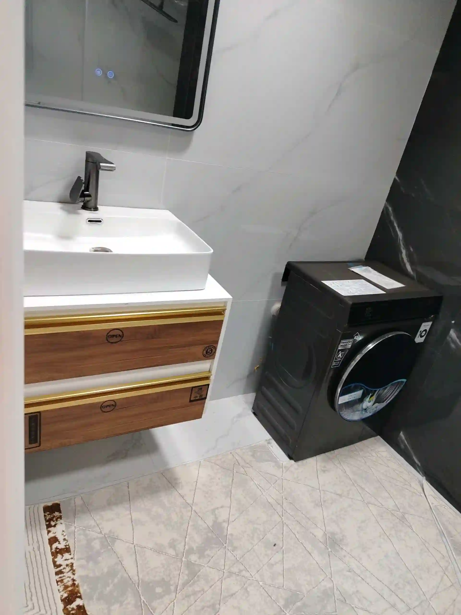 4-к квартира, 9 этаж, 115 м², северний карамов медгарадок селхоз сулацмоновхо