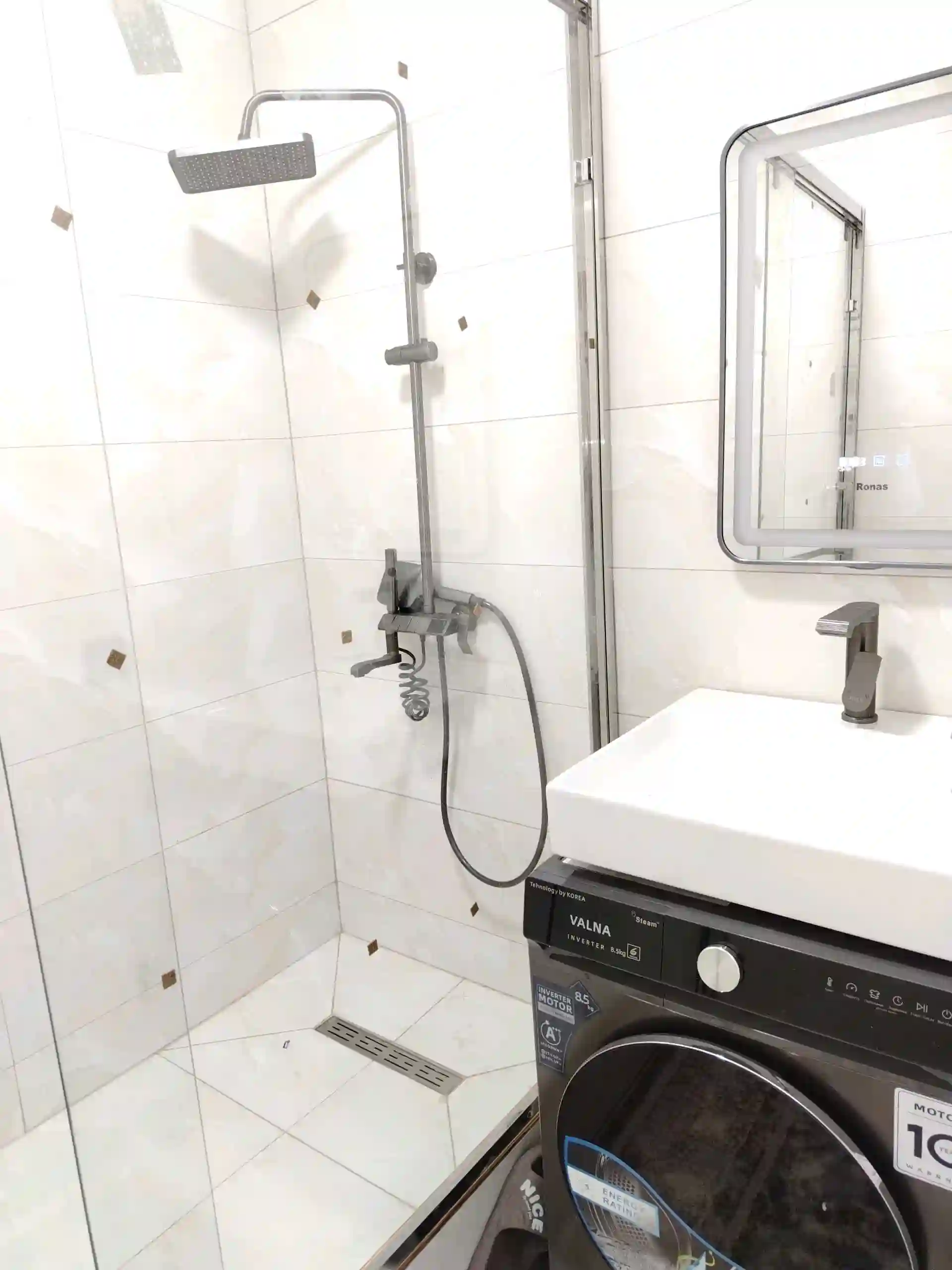 3-к квартира, 3 этаж, 77 м², сомони ваданассос