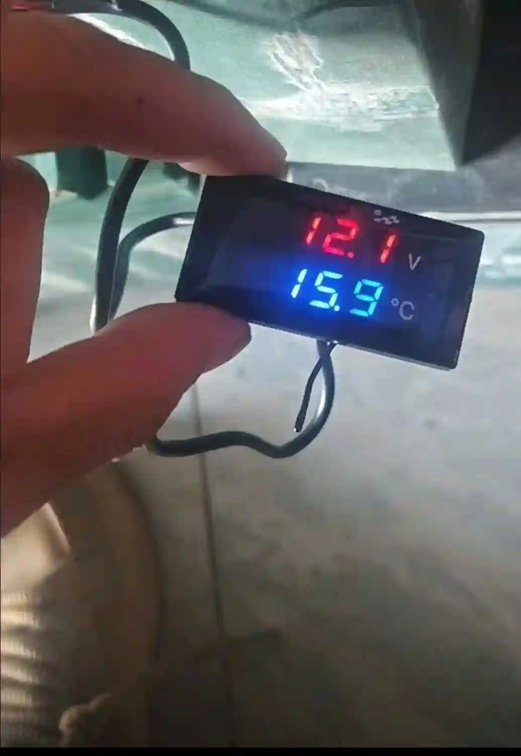 датчик напряжения и температуры 